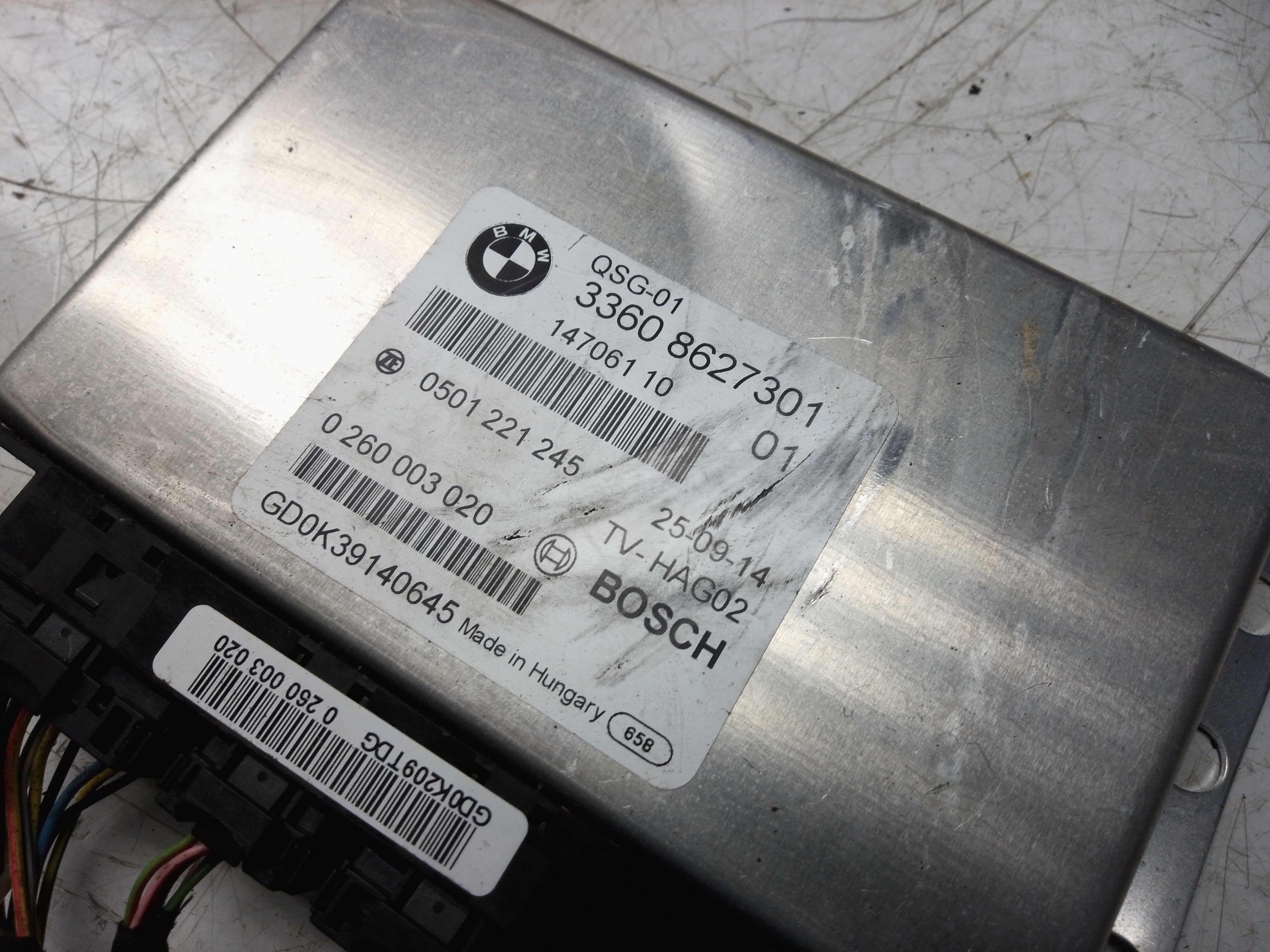 BMW X6 X6M F16 2014-2019 Differential ECU (8627301)