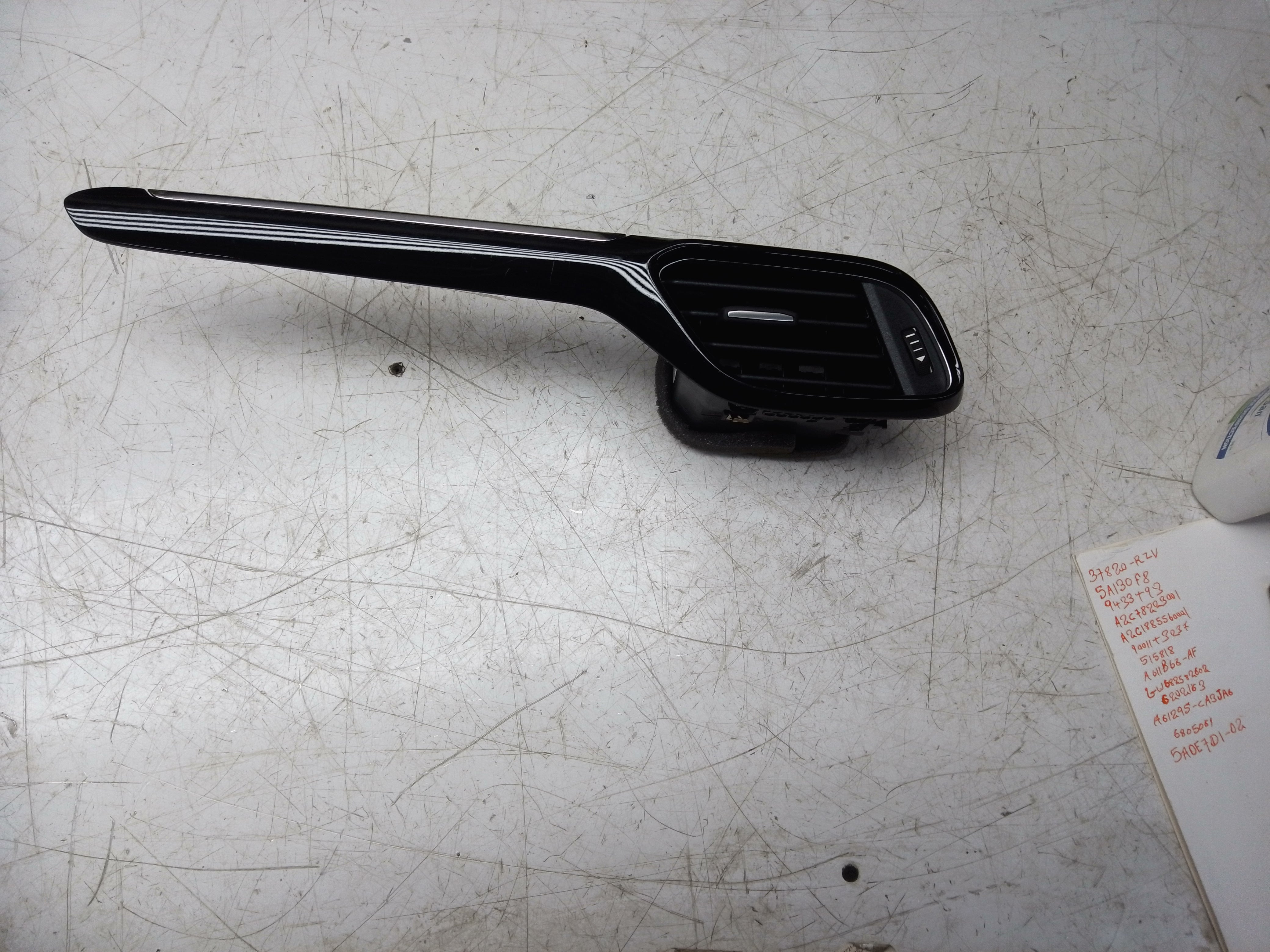 Ford Fiesta Dashboard Vent Passenger Side Left (H1BB-A018B09-AEW)