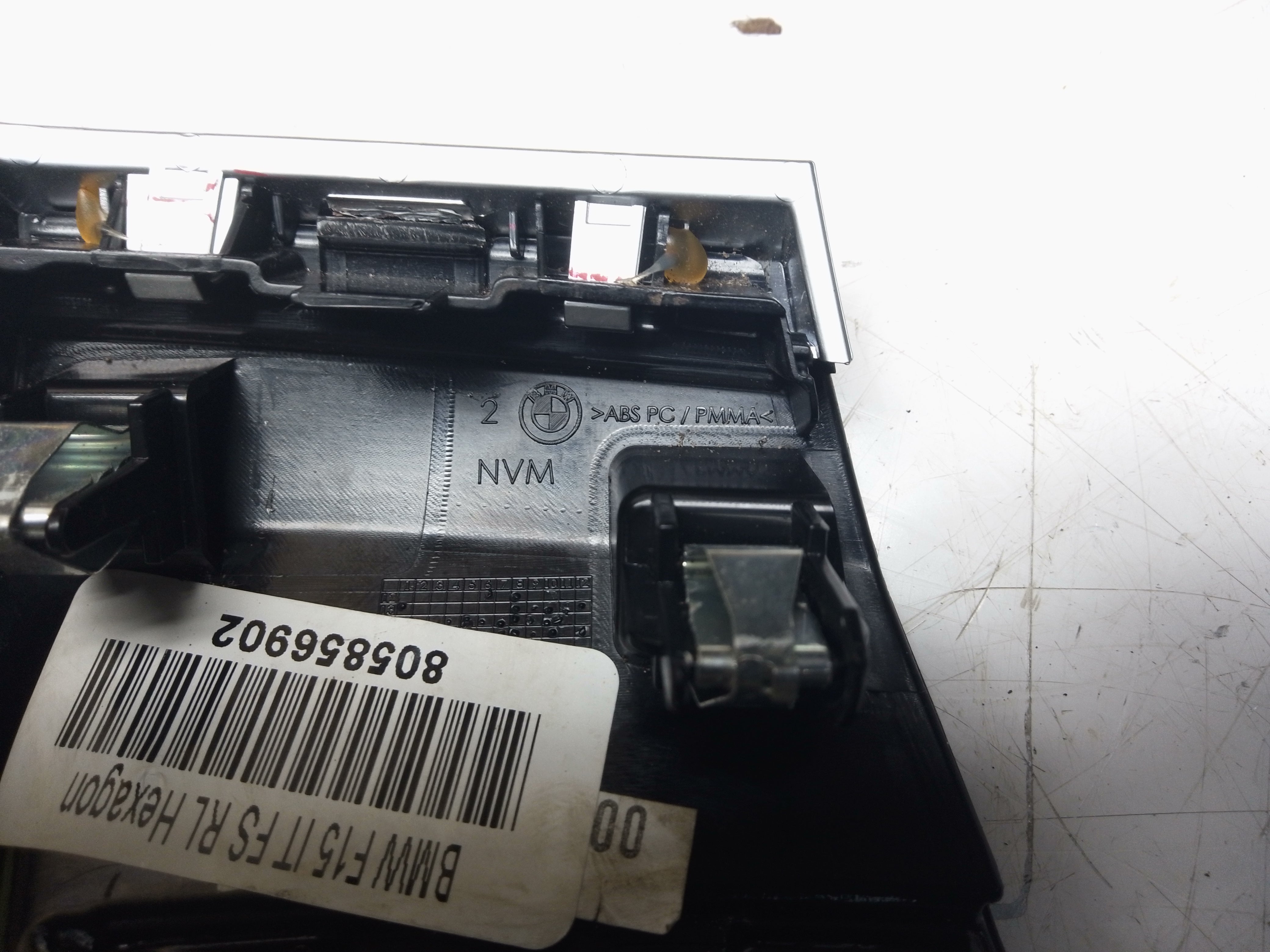 BMW X5 F15 2015 RHD Right Side Panel Trim Cover (805856902)