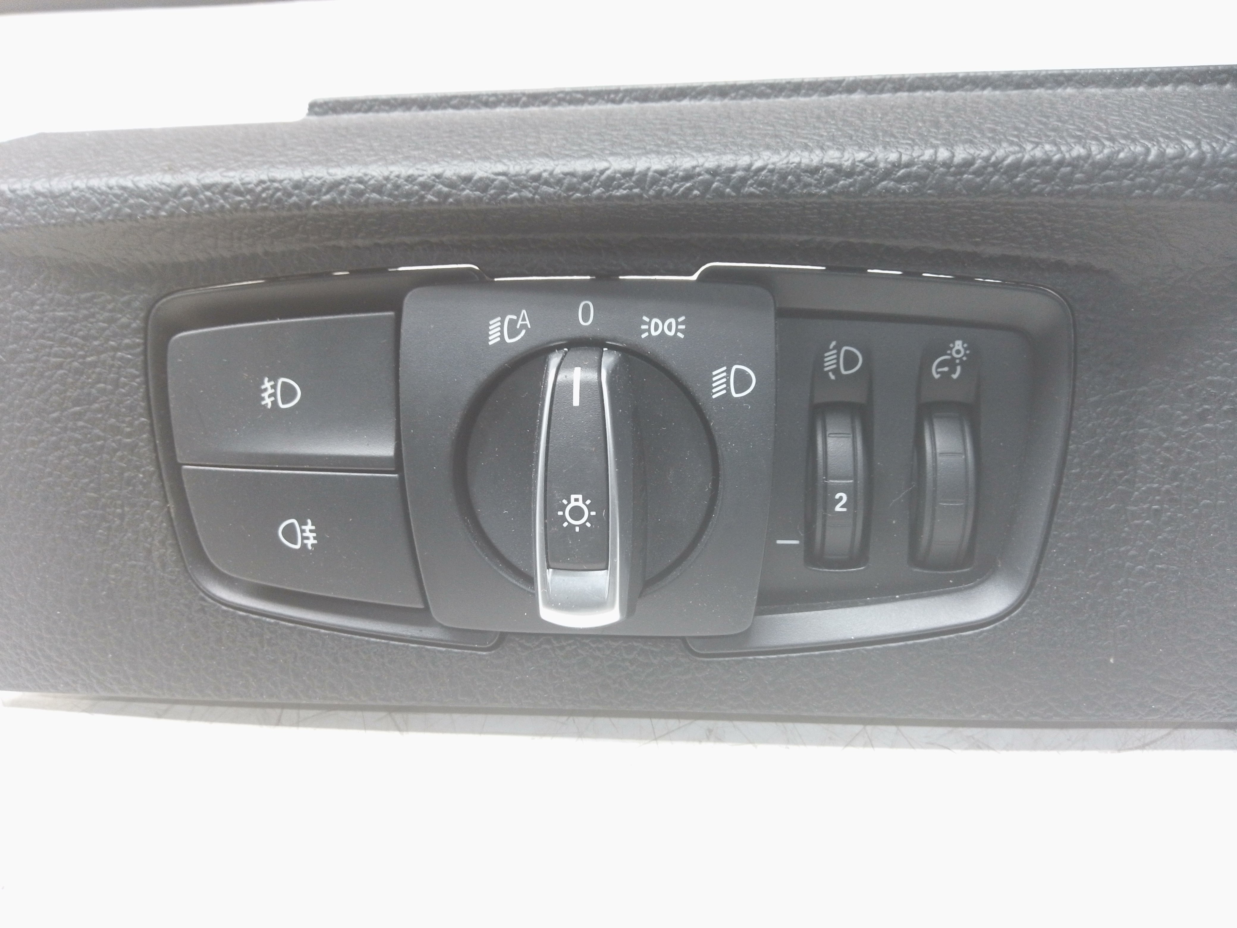 BMW F30 F31 2012-15 Right Side Headlight Power Switch (9265305)