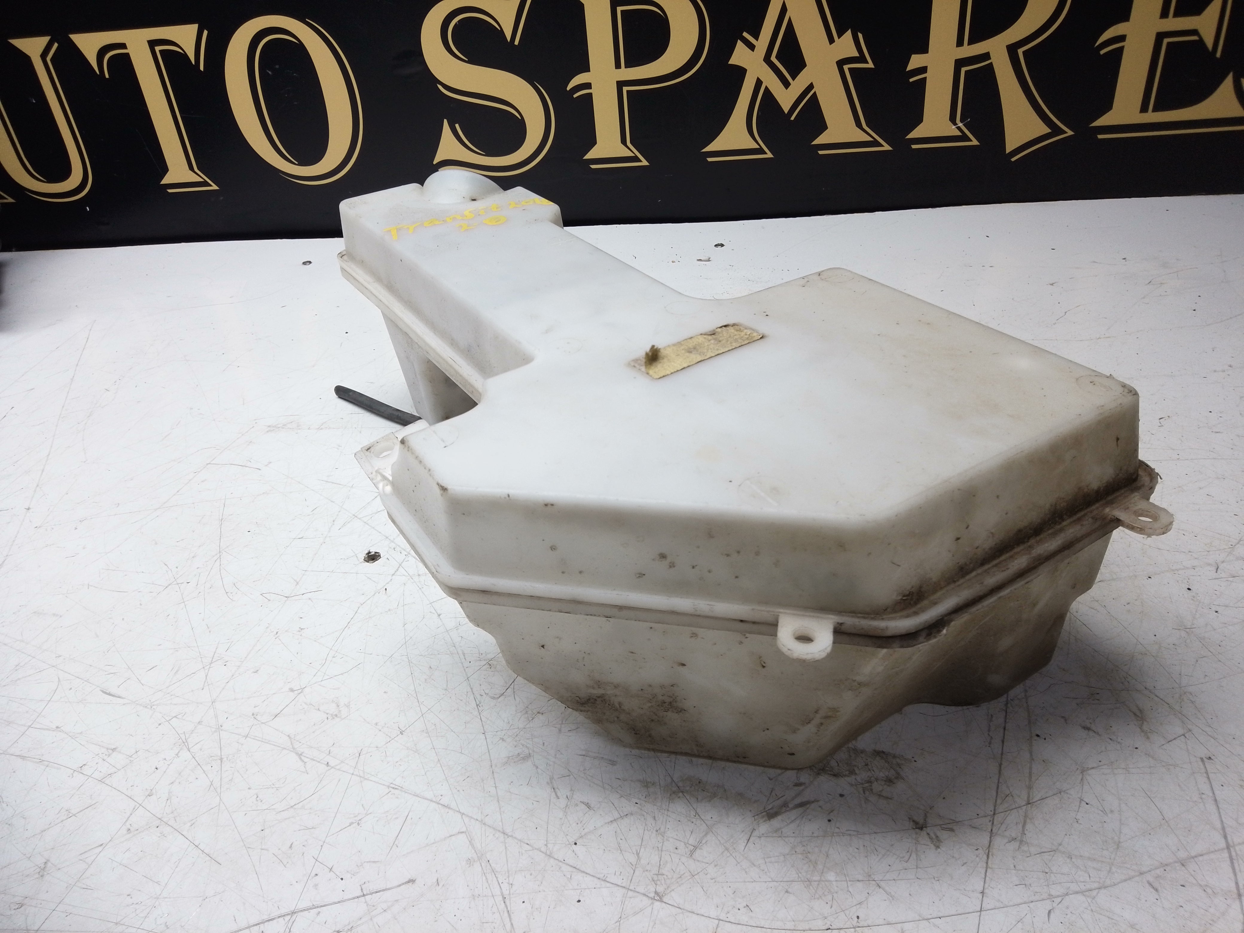 Ford Transit Custom 2022 Windscreen Washer Bottle With Pump (BK2113K185A)