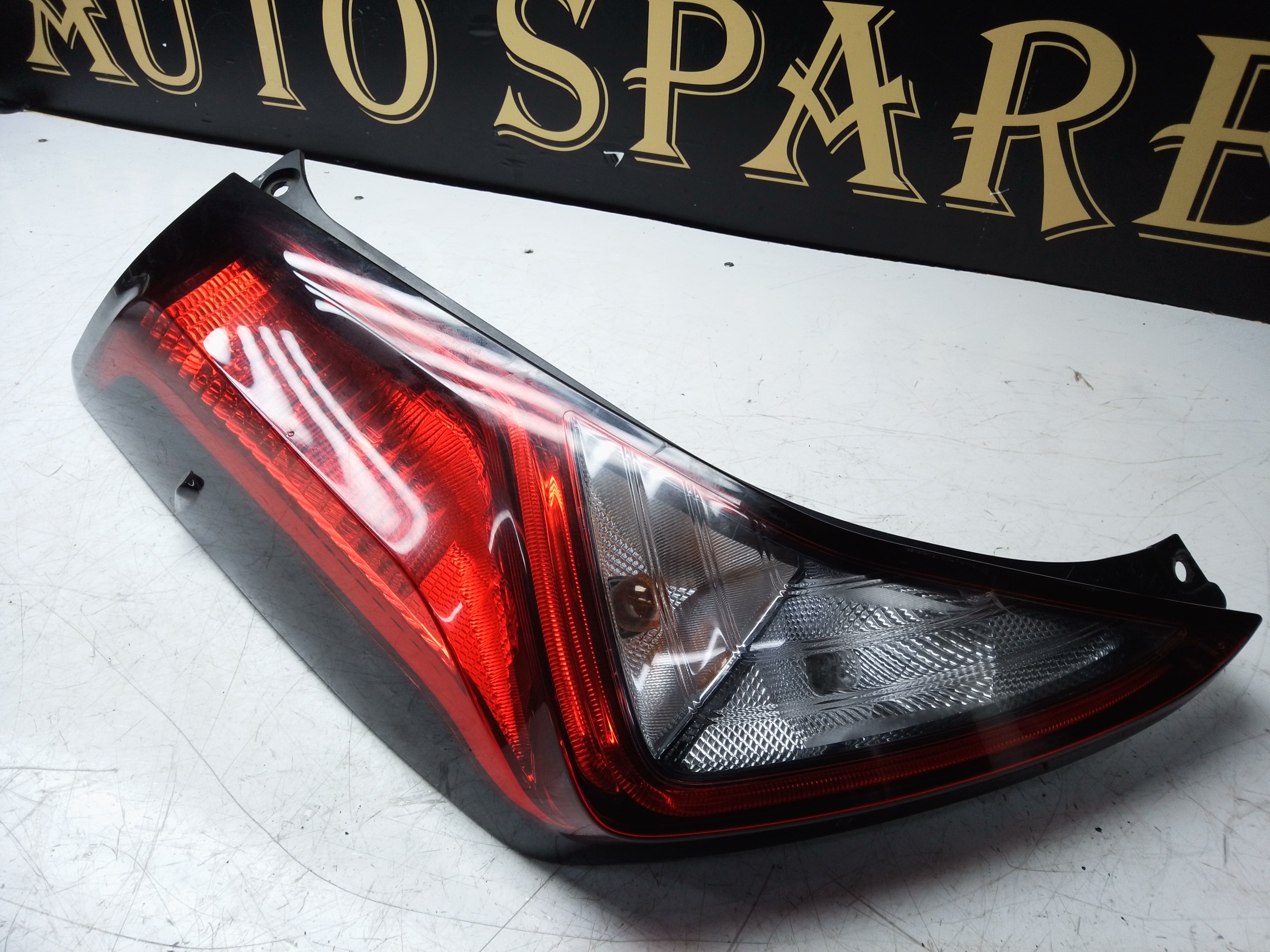 Toyota Aygo 2014 Rear Left Tail Light