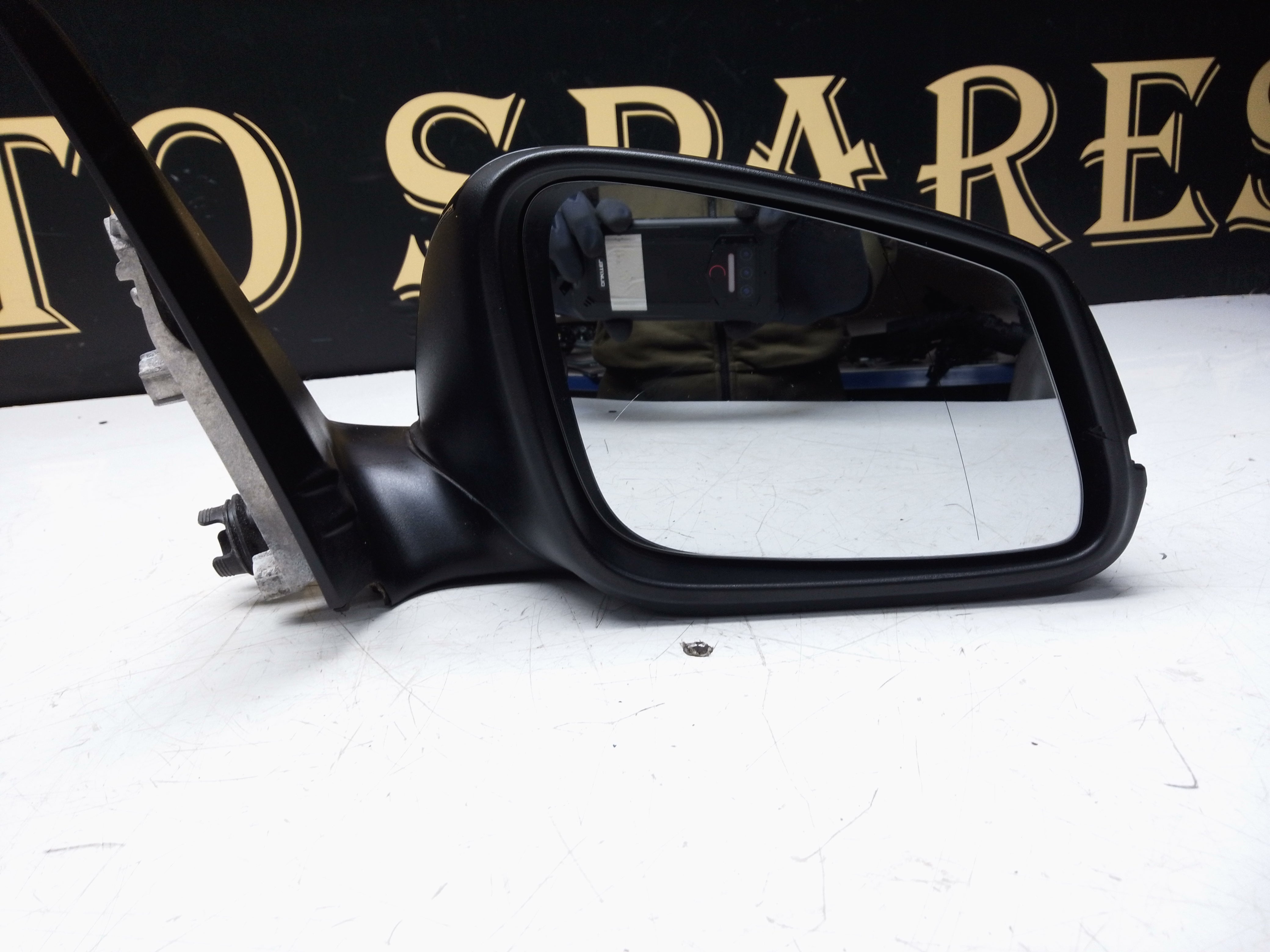 BMW 1 Series F20 LCI 2011–2019 Right Wing Electric Mirror 6 Pin Plug (51167242704)