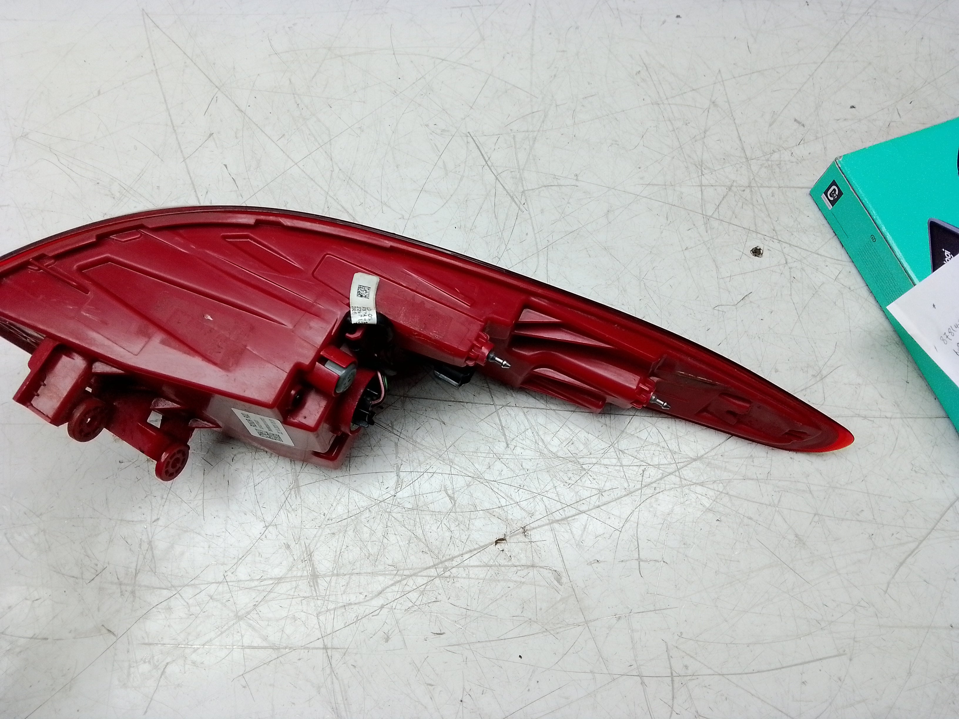 Kia Sportage 2020 Driver Right Side Rear Light (92402F1600)