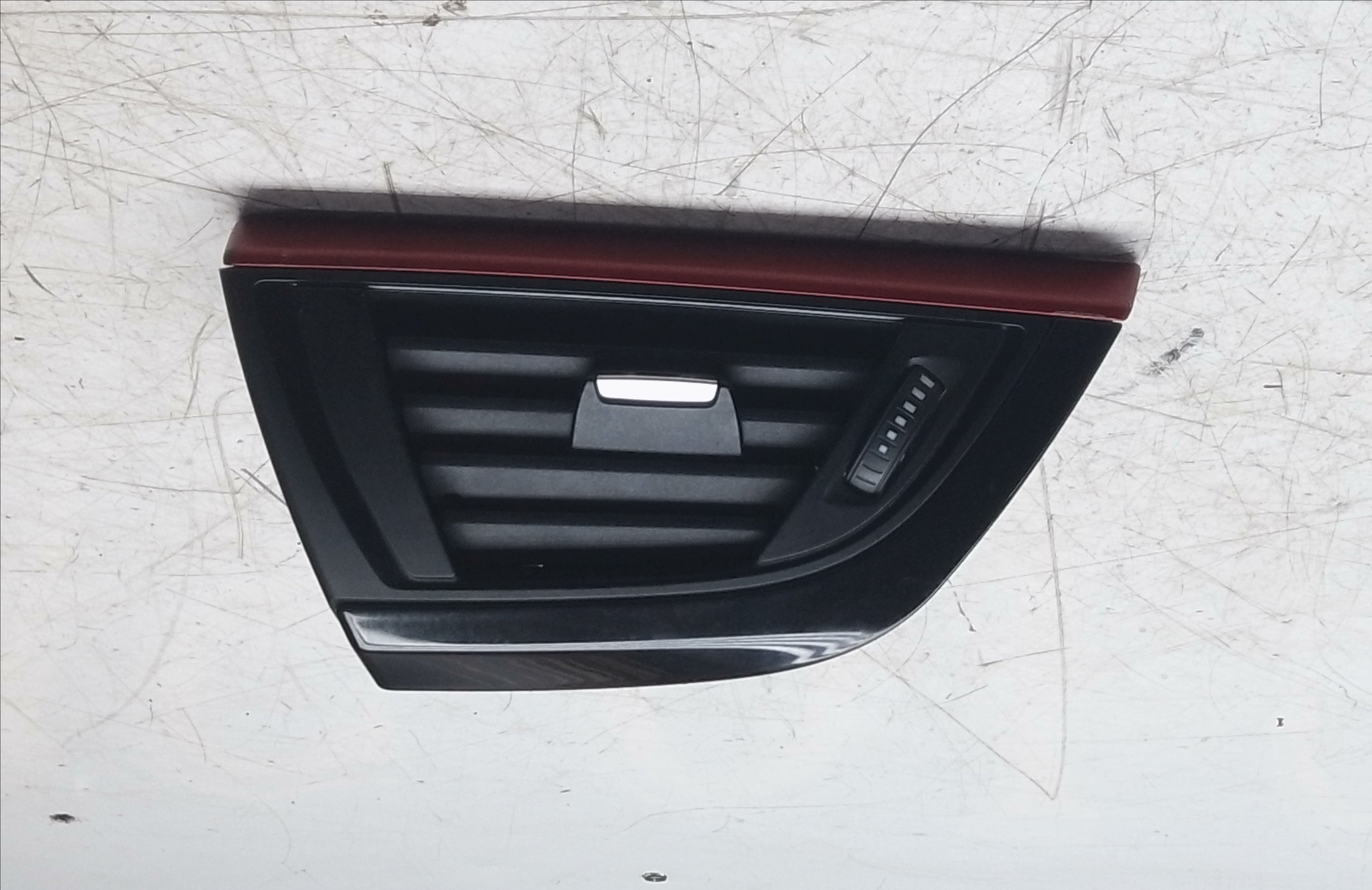 BMW 1 Series F20 116i Sport 2012 Front Right Side Air Vent (9205356-06)