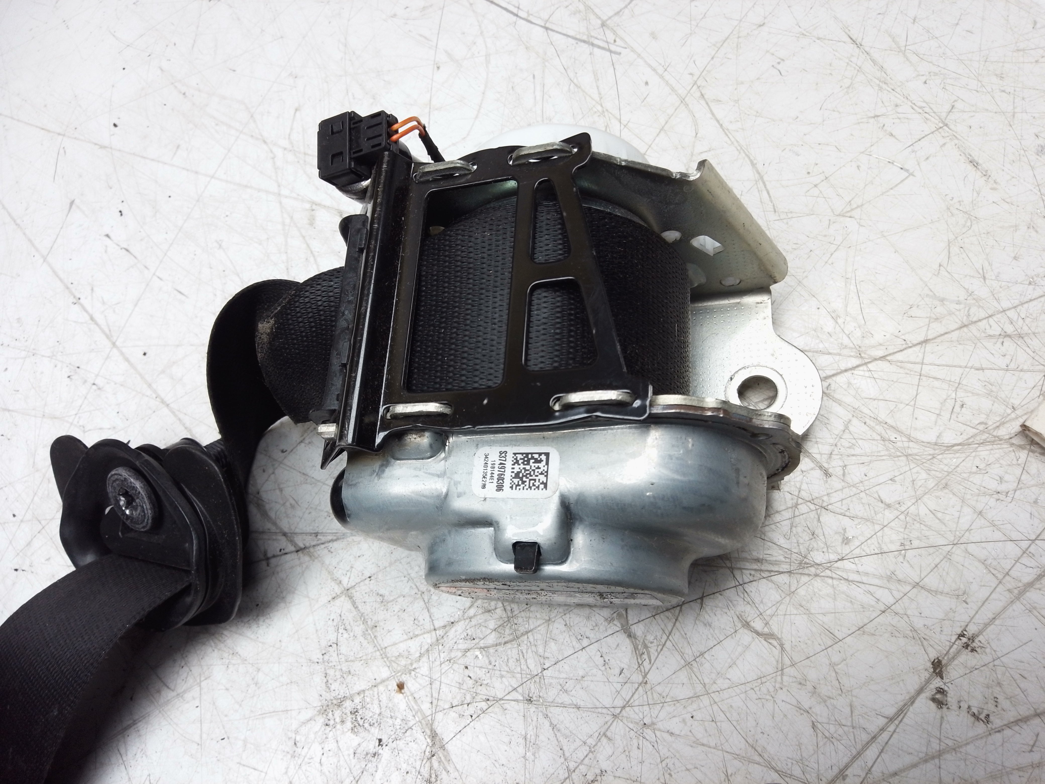 BMW X3 / X4 Rear Right Side Seat Belt (7469998)