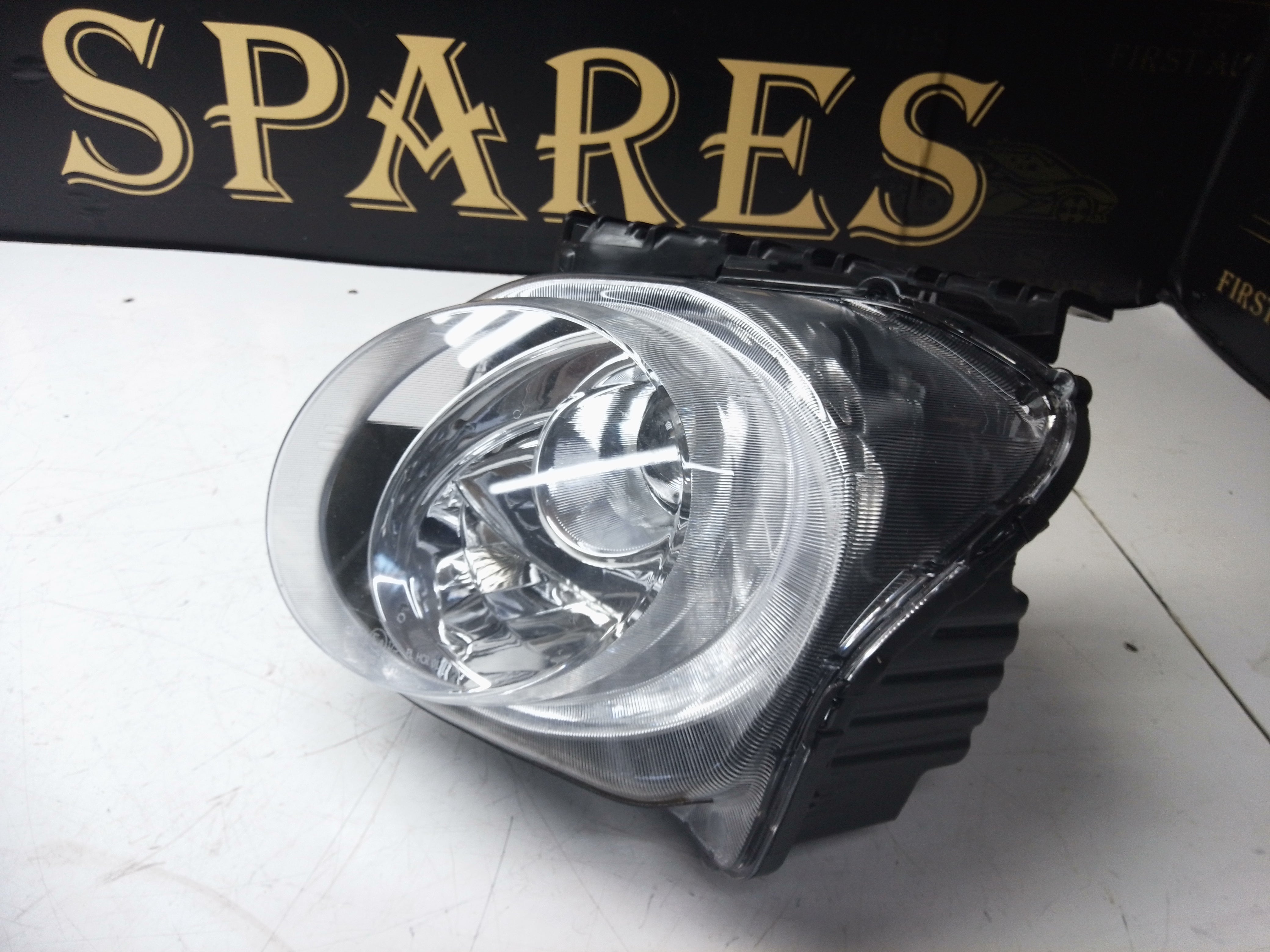 Nissan Juke Left Xenon Headlight