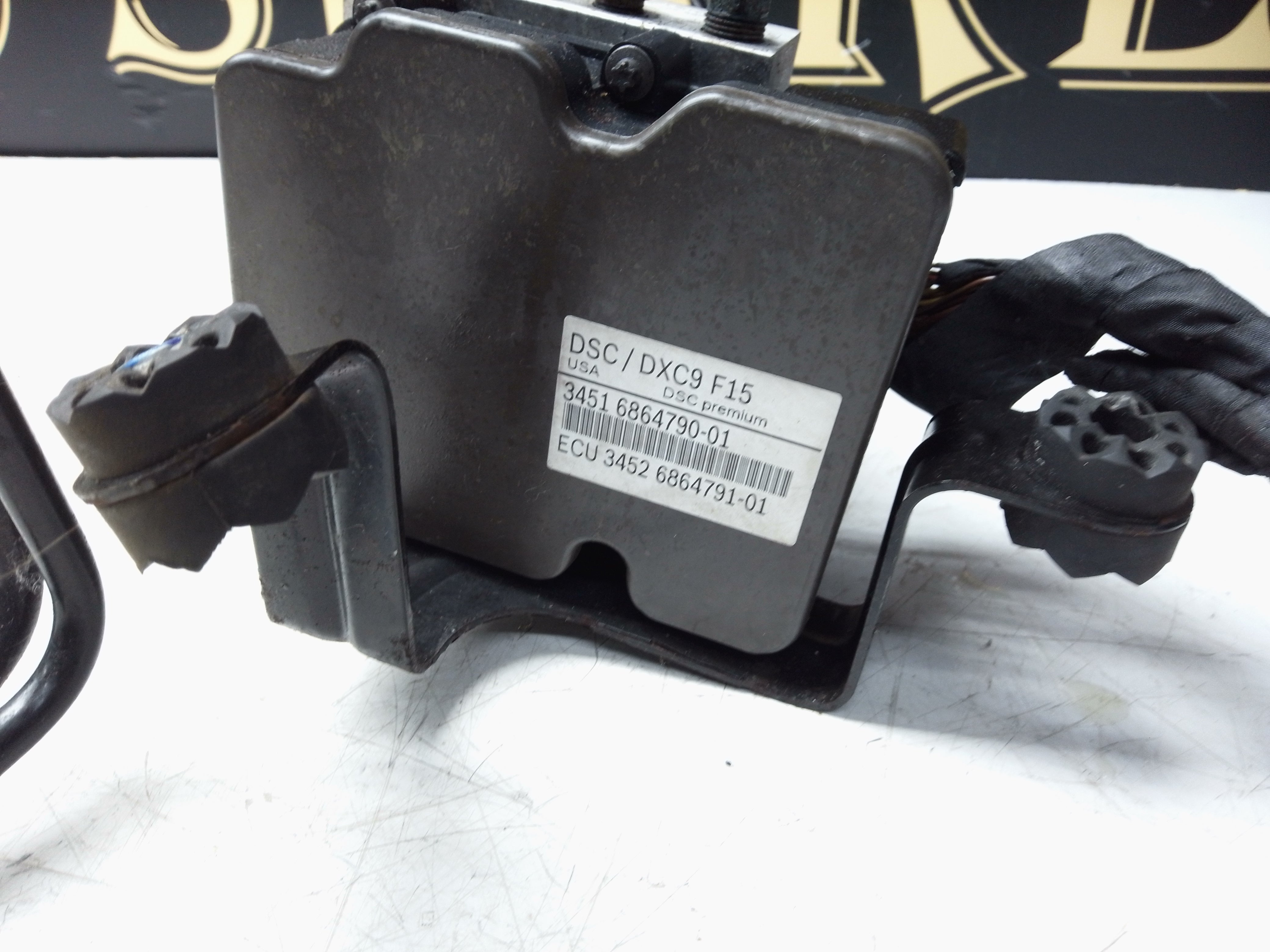 BMW X5 X6 Series F15 F16 ABS Pump Control Module (6864790) (6856841)