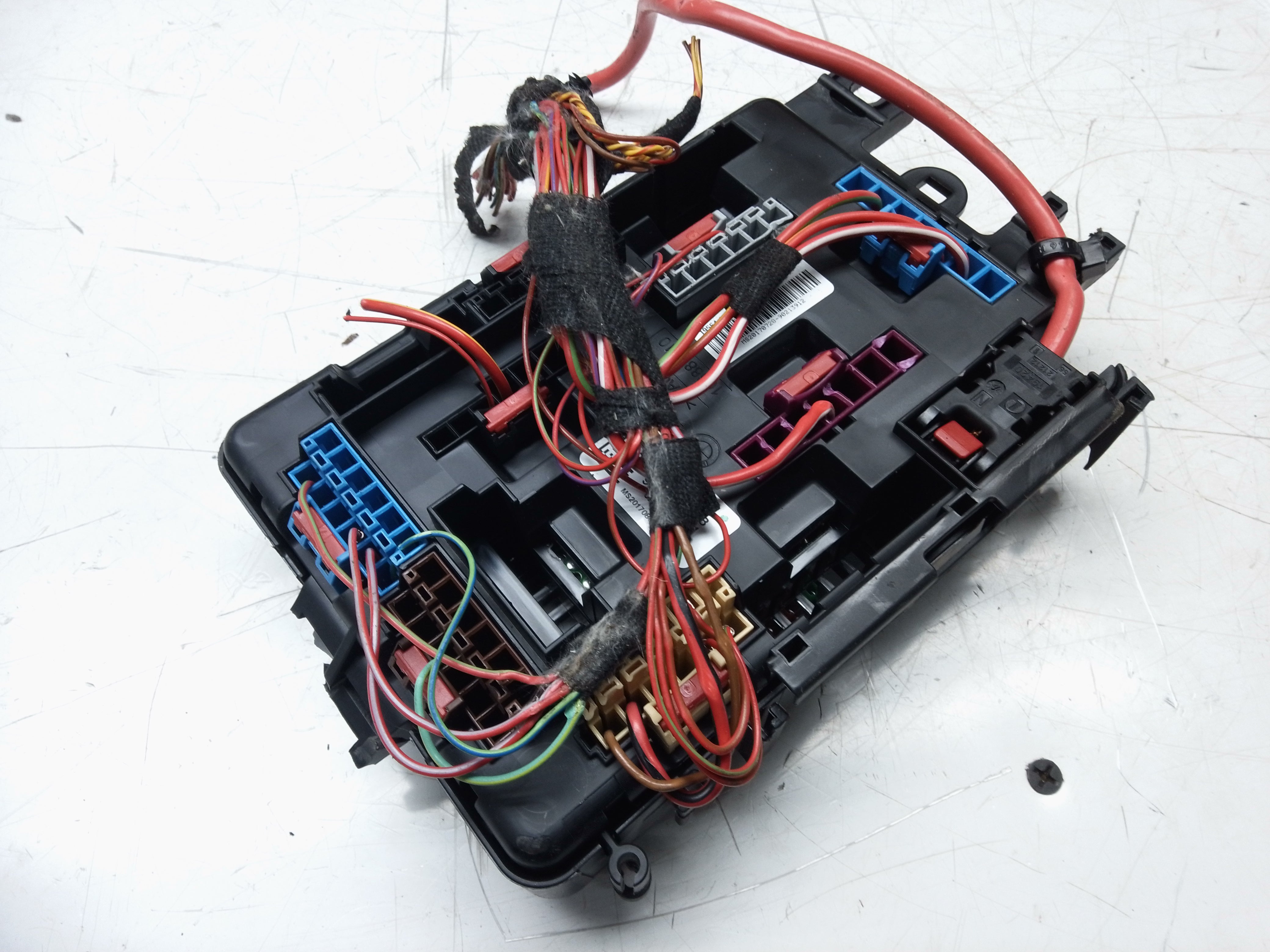 BMW 1 Series F20 F21 2015 Fuse Relay Box (9389070)