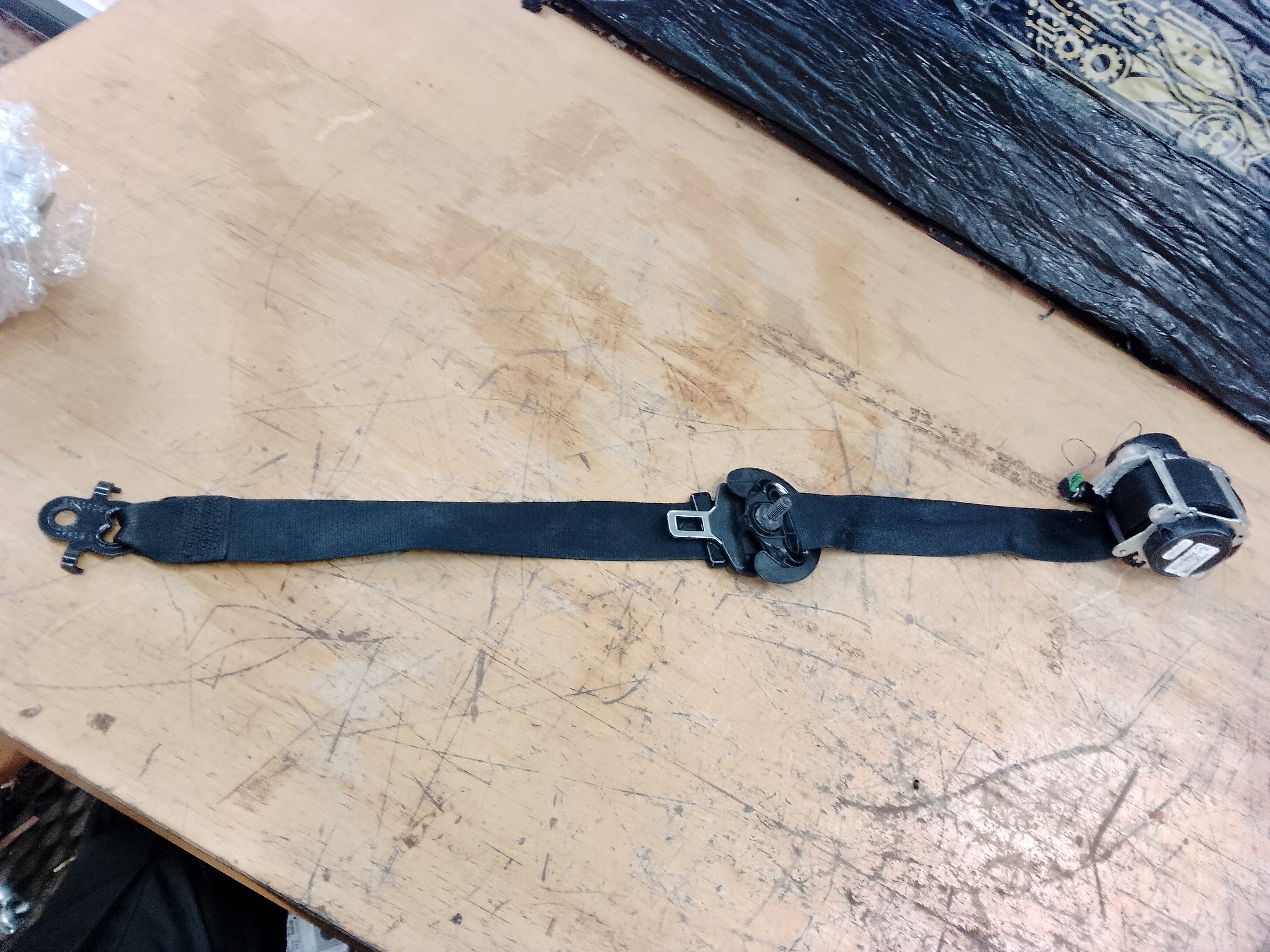 BMW X5 Series F15 Passenger Left Seat Belt Pretensioner (624640100E)