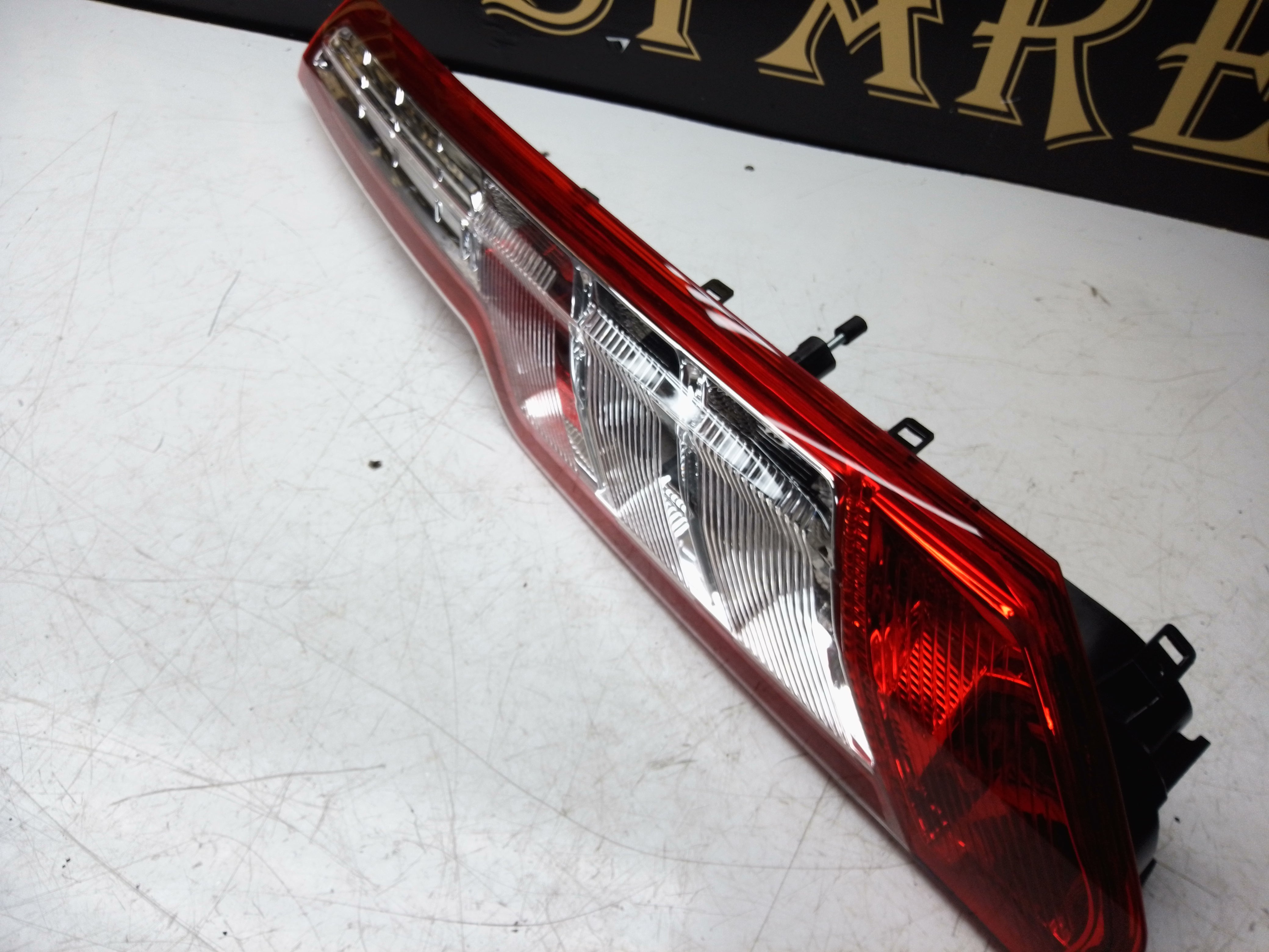 Ford Transit Custom Van 2012–2024 Right Rear Tail Back Lamp (FDTCU110R)