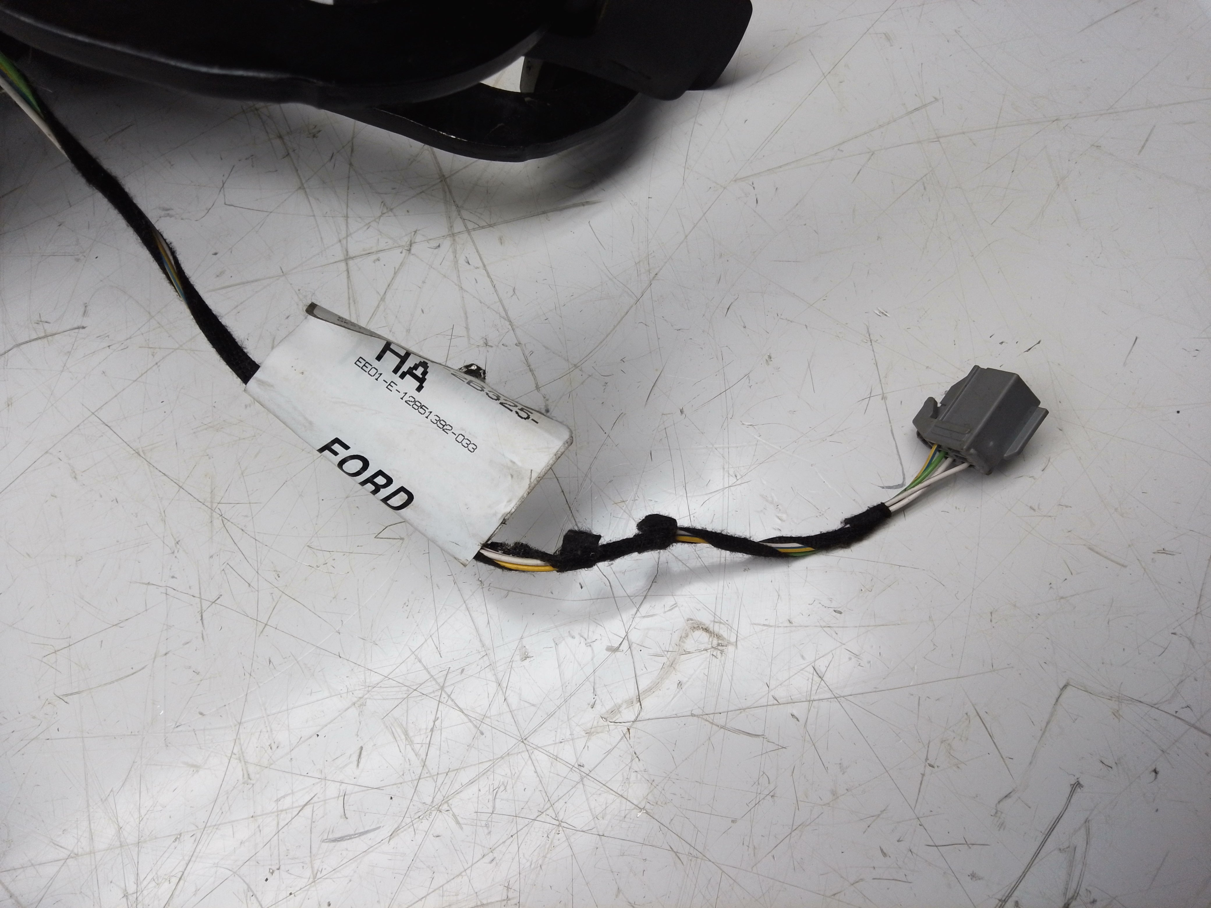 Ford Transit 2021 Brake & Clutch Pedal (GK2T-2B325-HA) (EE01-E-12851392-033)