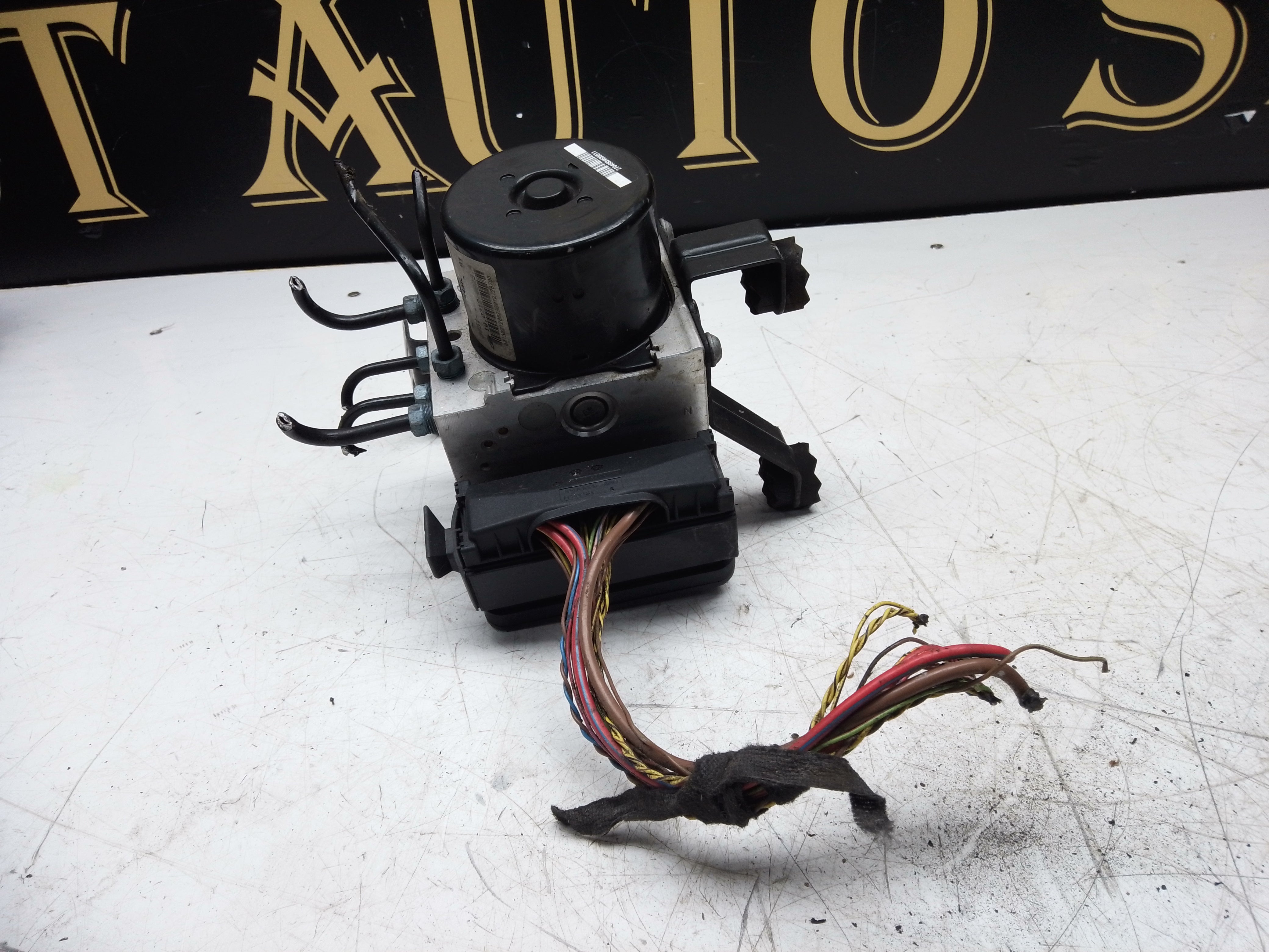 BMW 1 Series F20 / 3 Series F30 2011/14 ABS Pump (6857324)