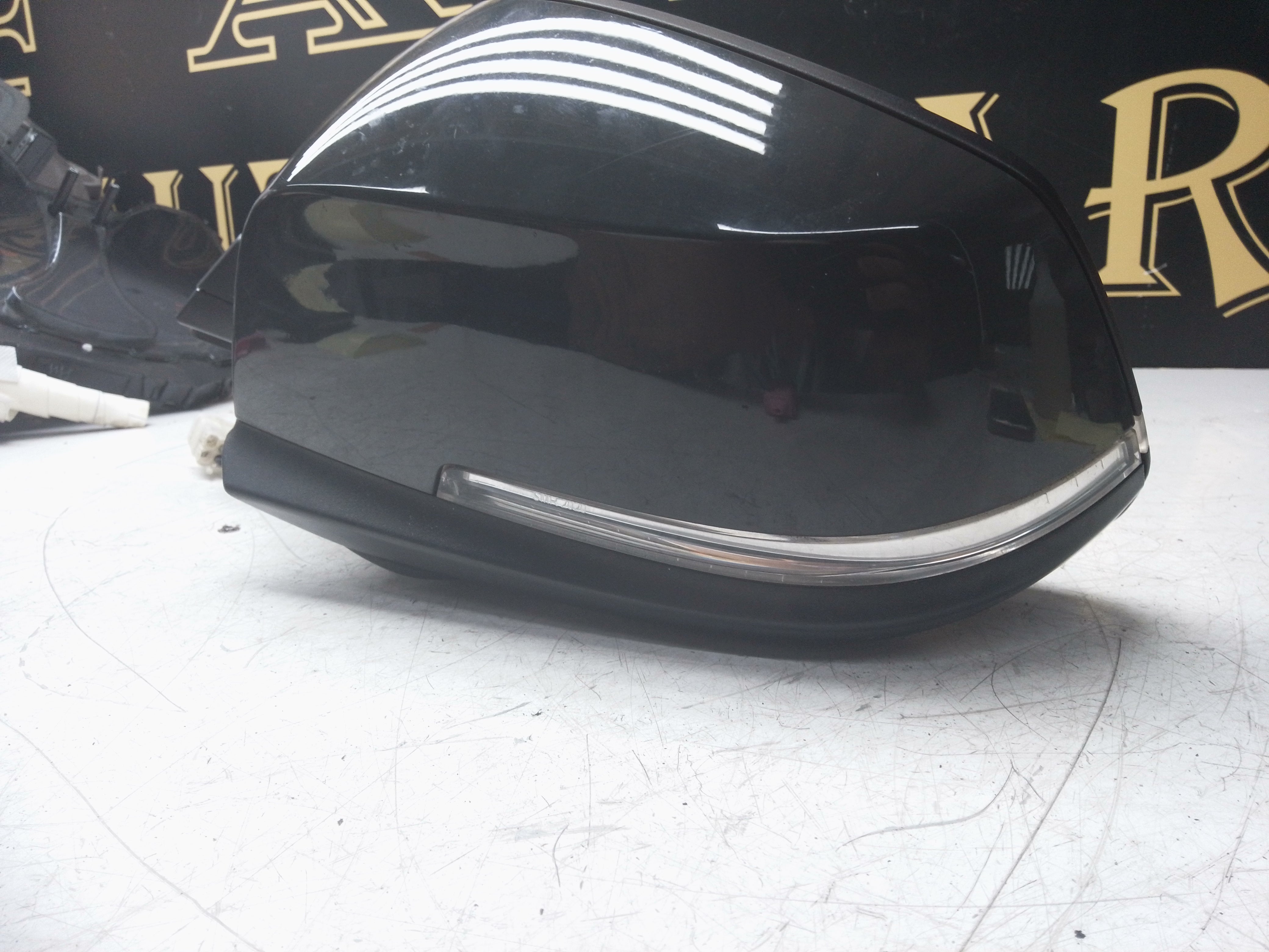 BMW i3/i3S Left Passenger Side Wing Mirror – 5 Pin Power Folding Black 2014–2022
