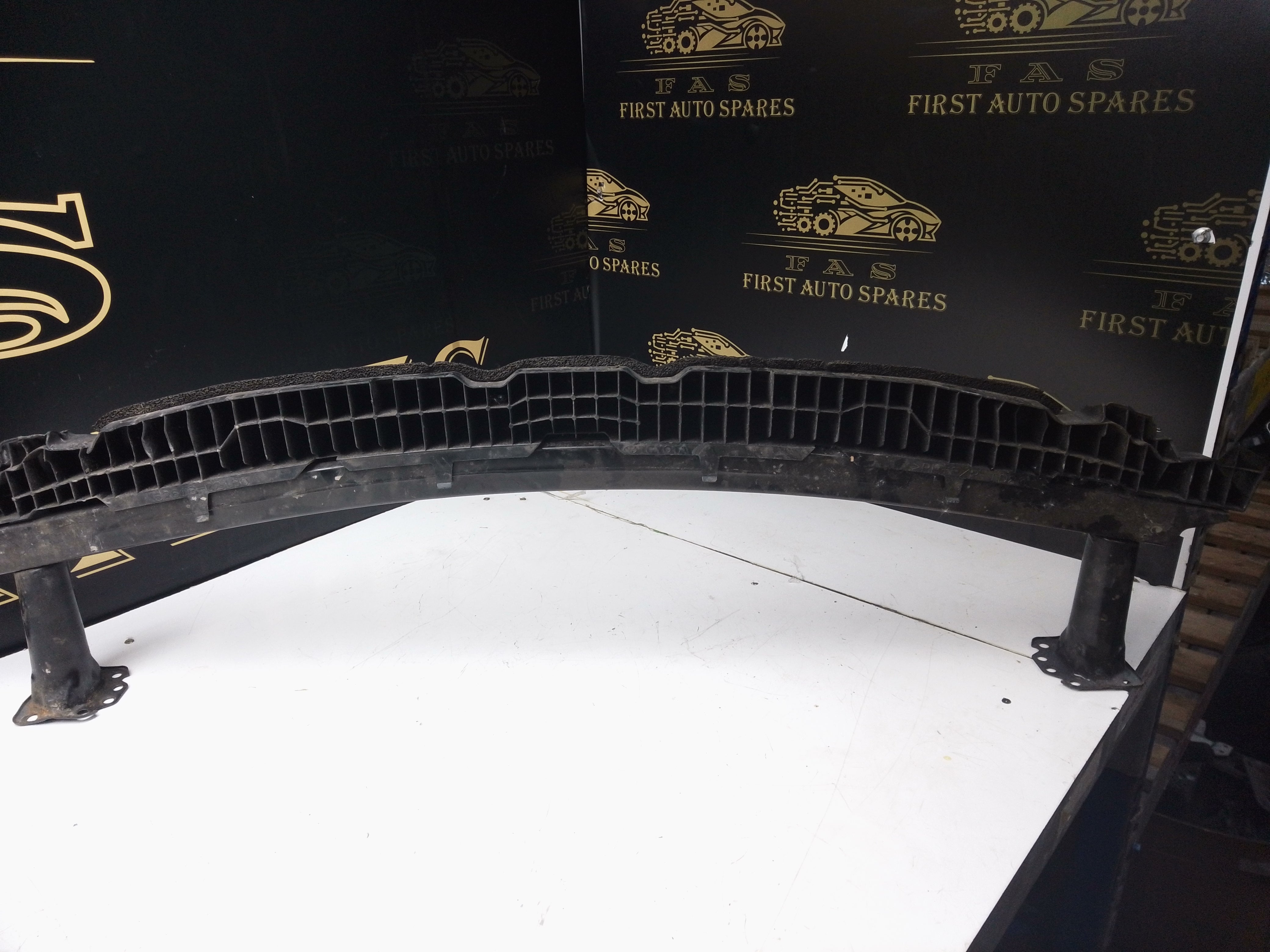 Toyota Corolla 2019–2022 Front Bumper Bracket (52618-02180)