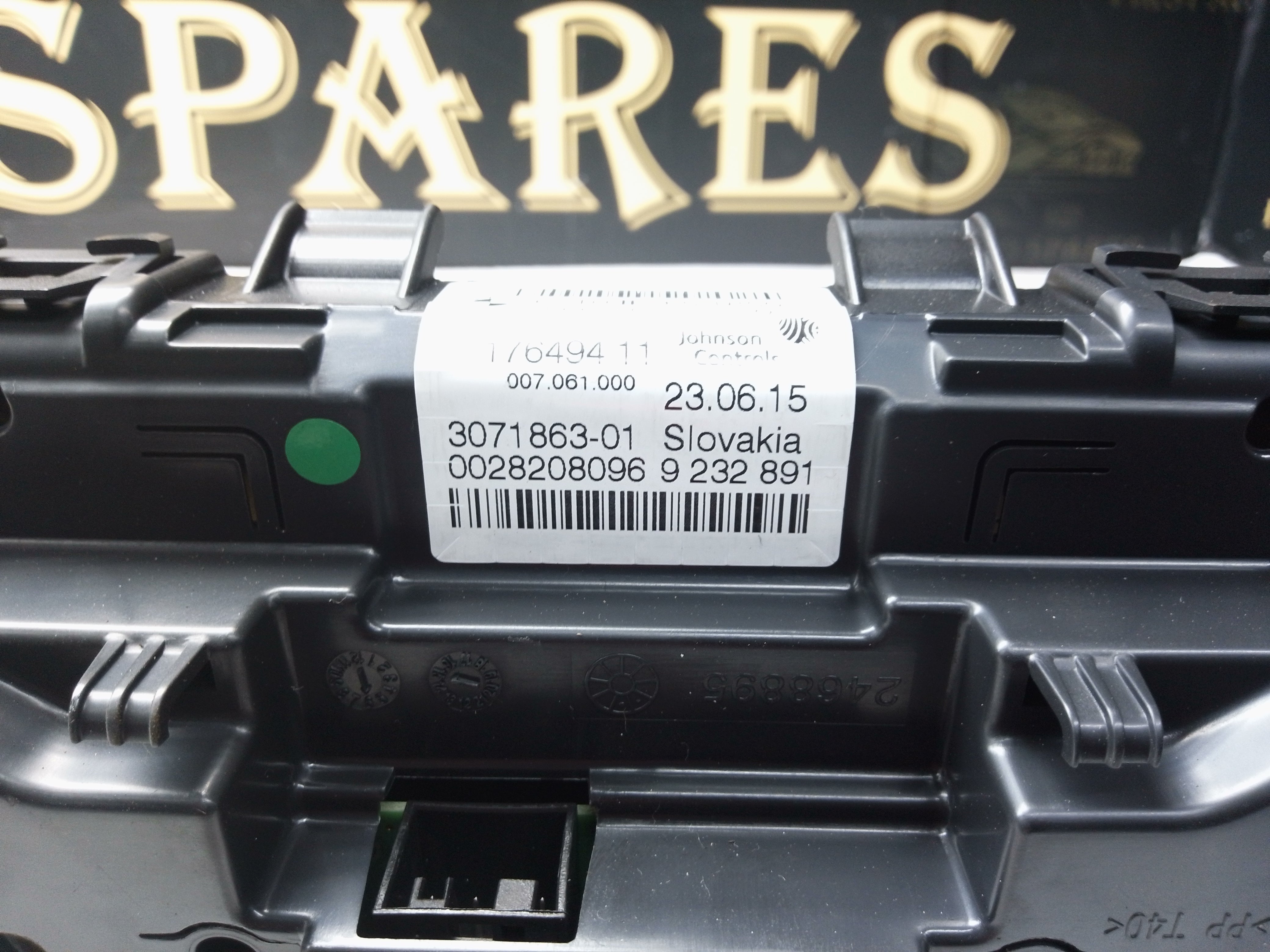 BMW 1 Series F20 2012 Speedometer Instrument Cluster (176494 11)