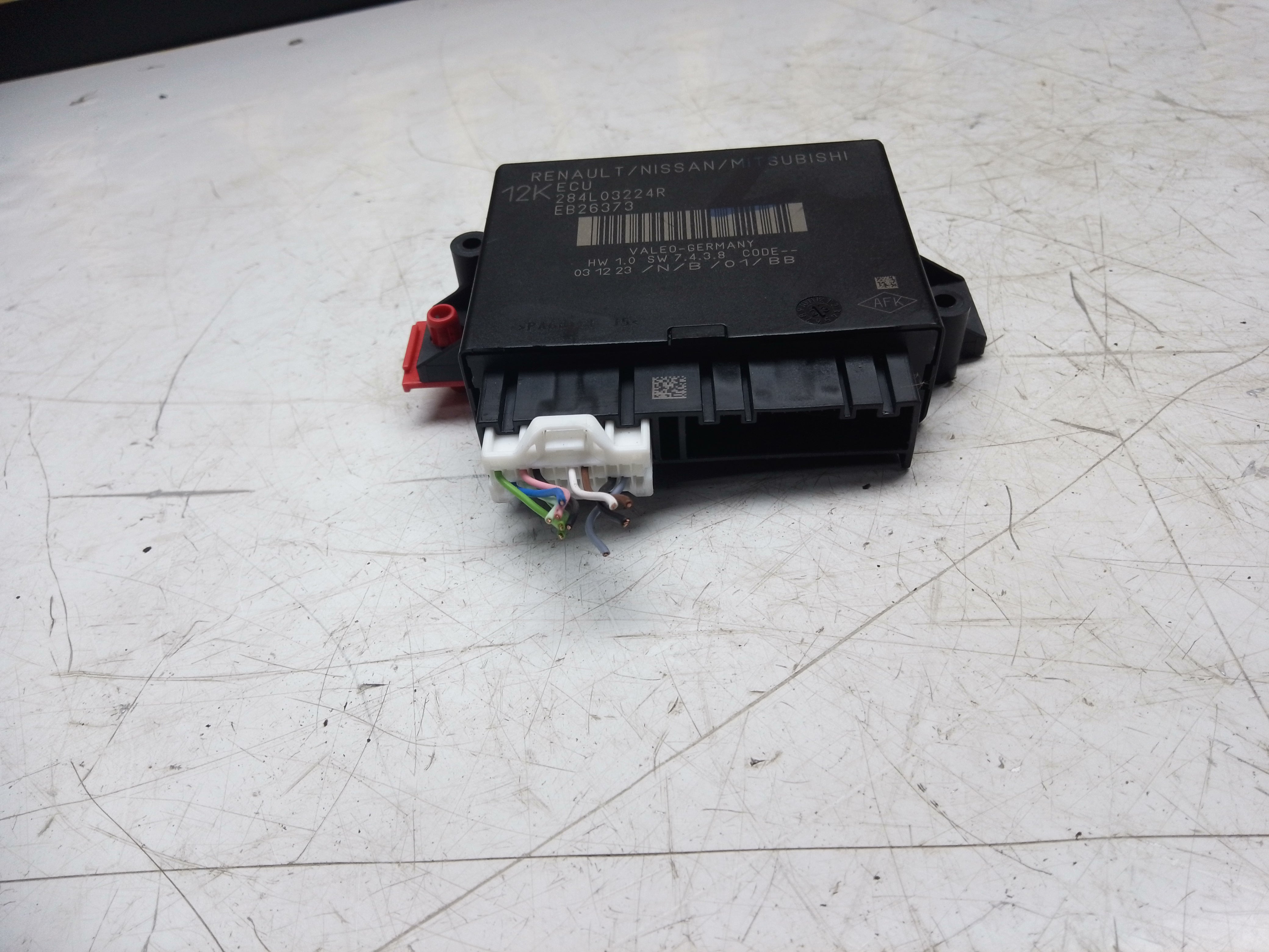 Nissan Qashqai J12 2021-2024 Parking Distance Control (PDC) Module (284L03224R)