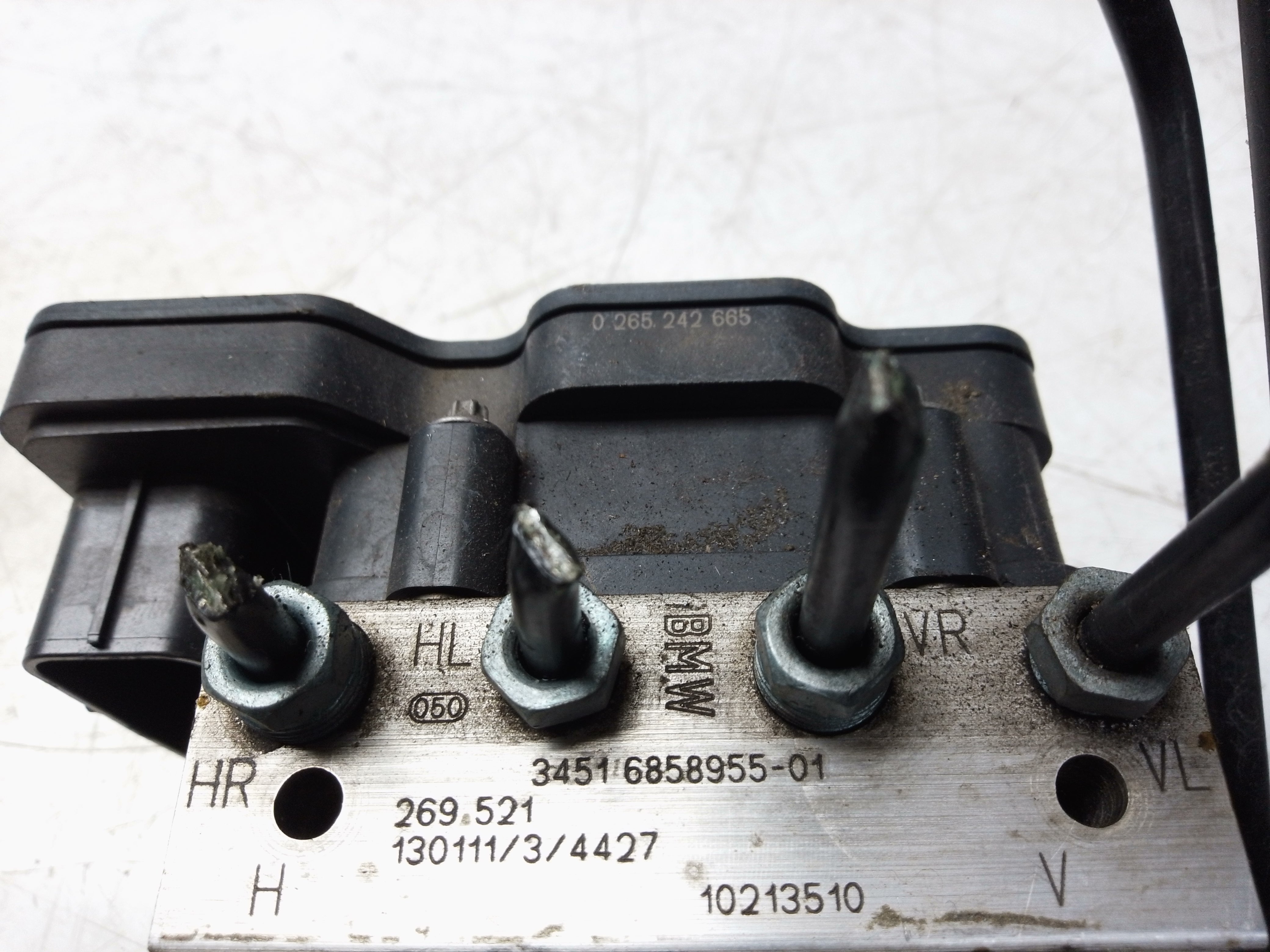 BMW 5 Series F10 F11 ABS Pump with Control Module (6853400) (6858955)