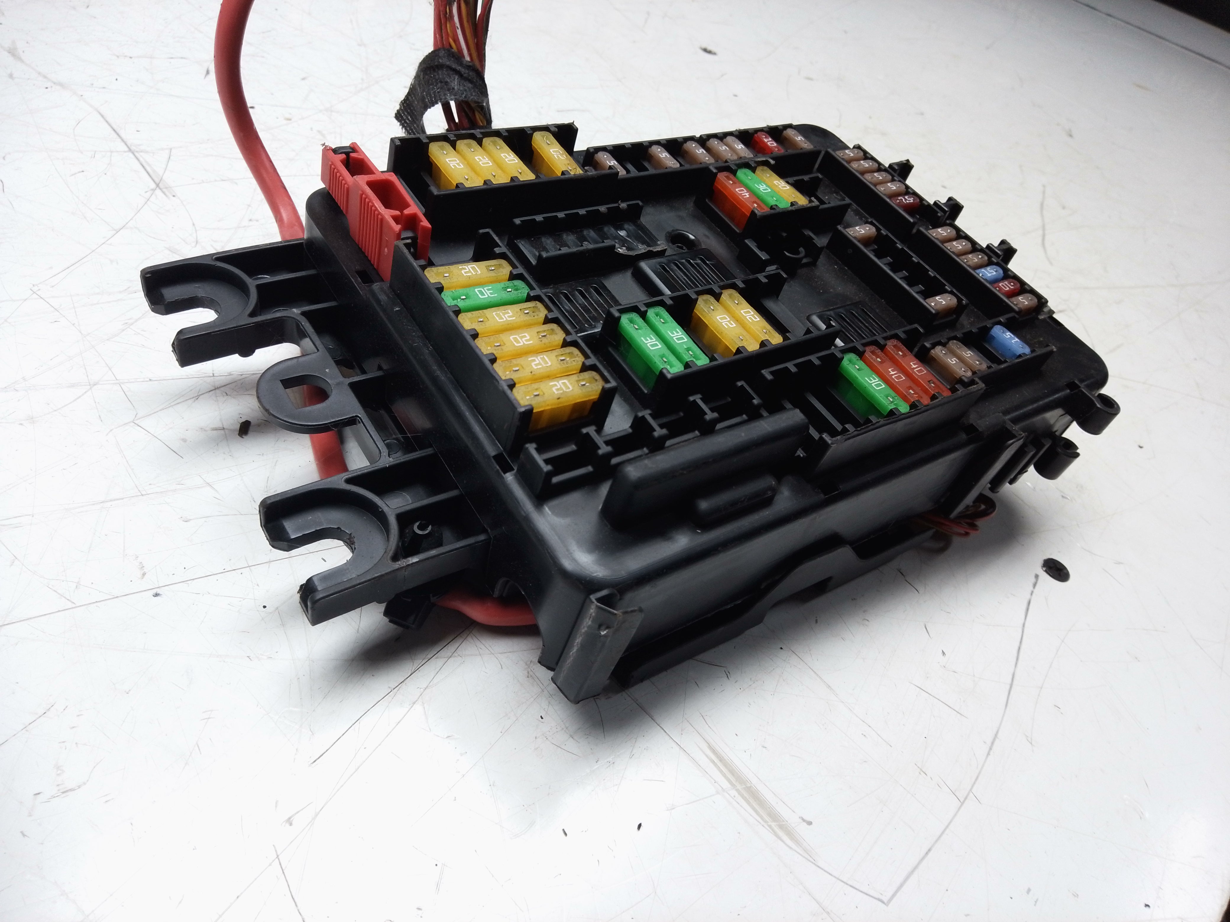 BMW 1 Series F20 F21 2015 Fuse Relay Box (9389070)