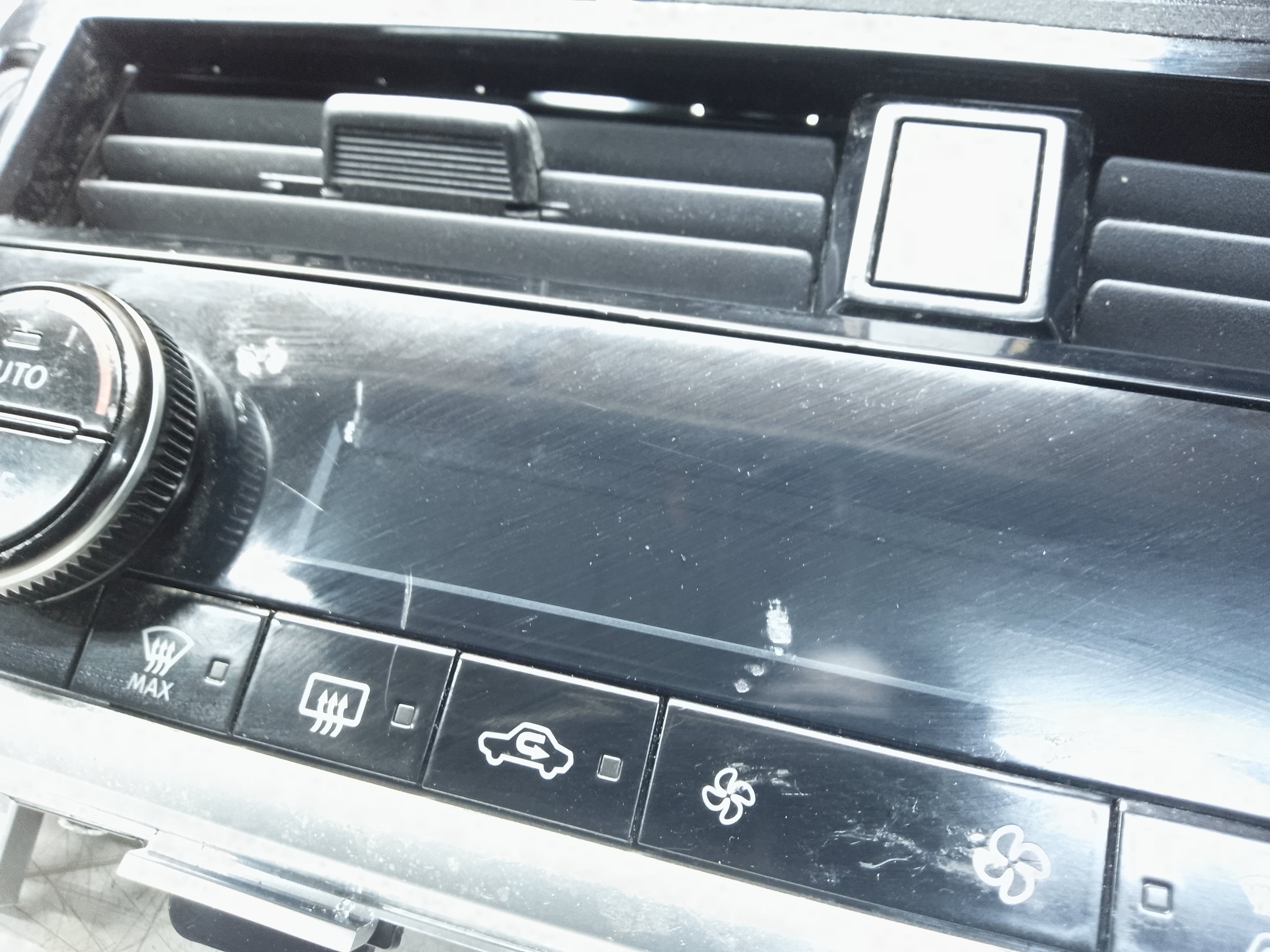 Nissan Qashqai J12 2023 Climate Control Unit Module (275006UM4C)