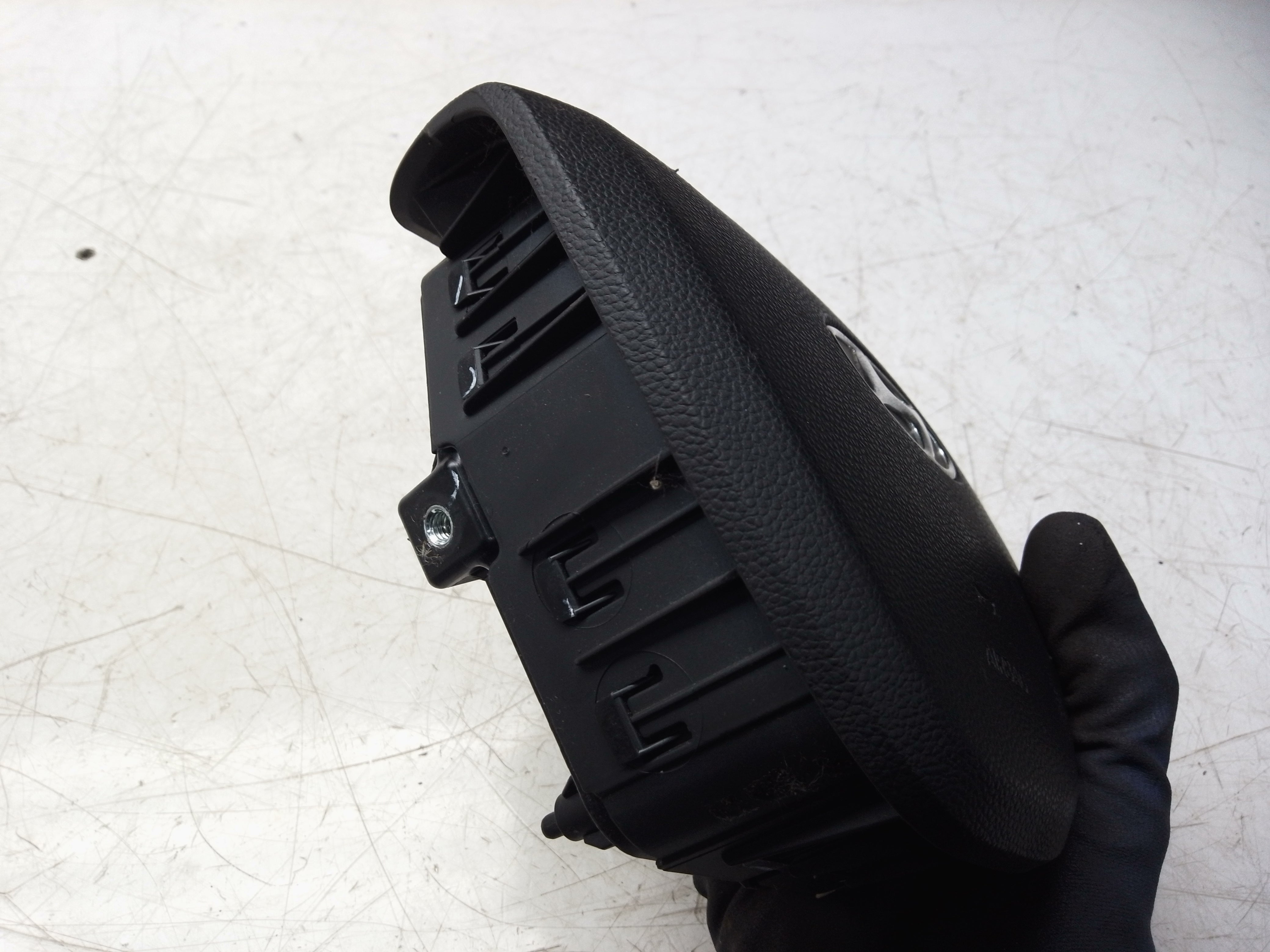 Hyundai i10 Steering Wheel Airbag (56900-B4100)