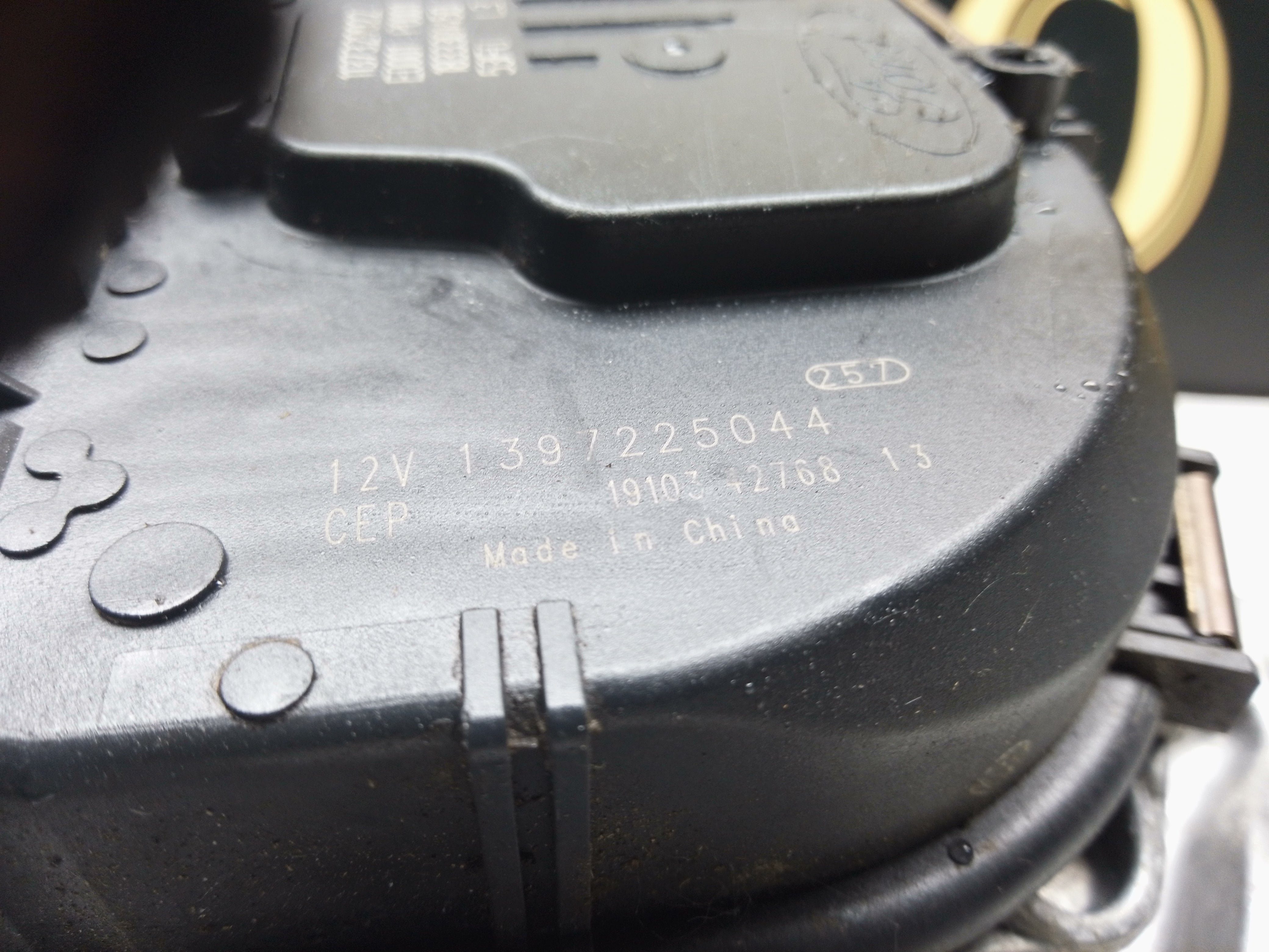 Ford Focus MK4 2018–2024 Front Wiper Motor with Linkage (JX7B-17504-BB)