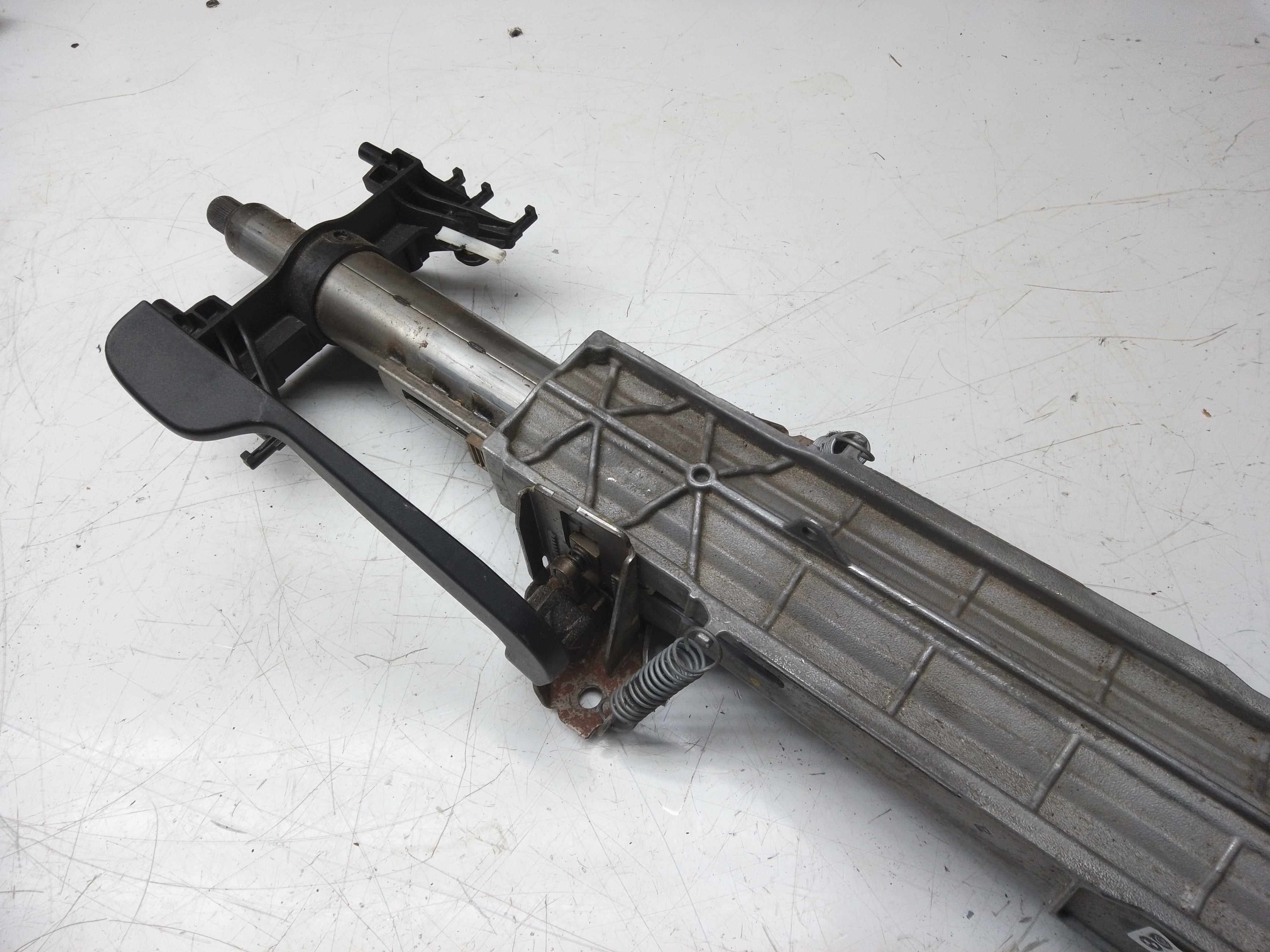 BMW X3 F25 Steering Column (LS685404501)