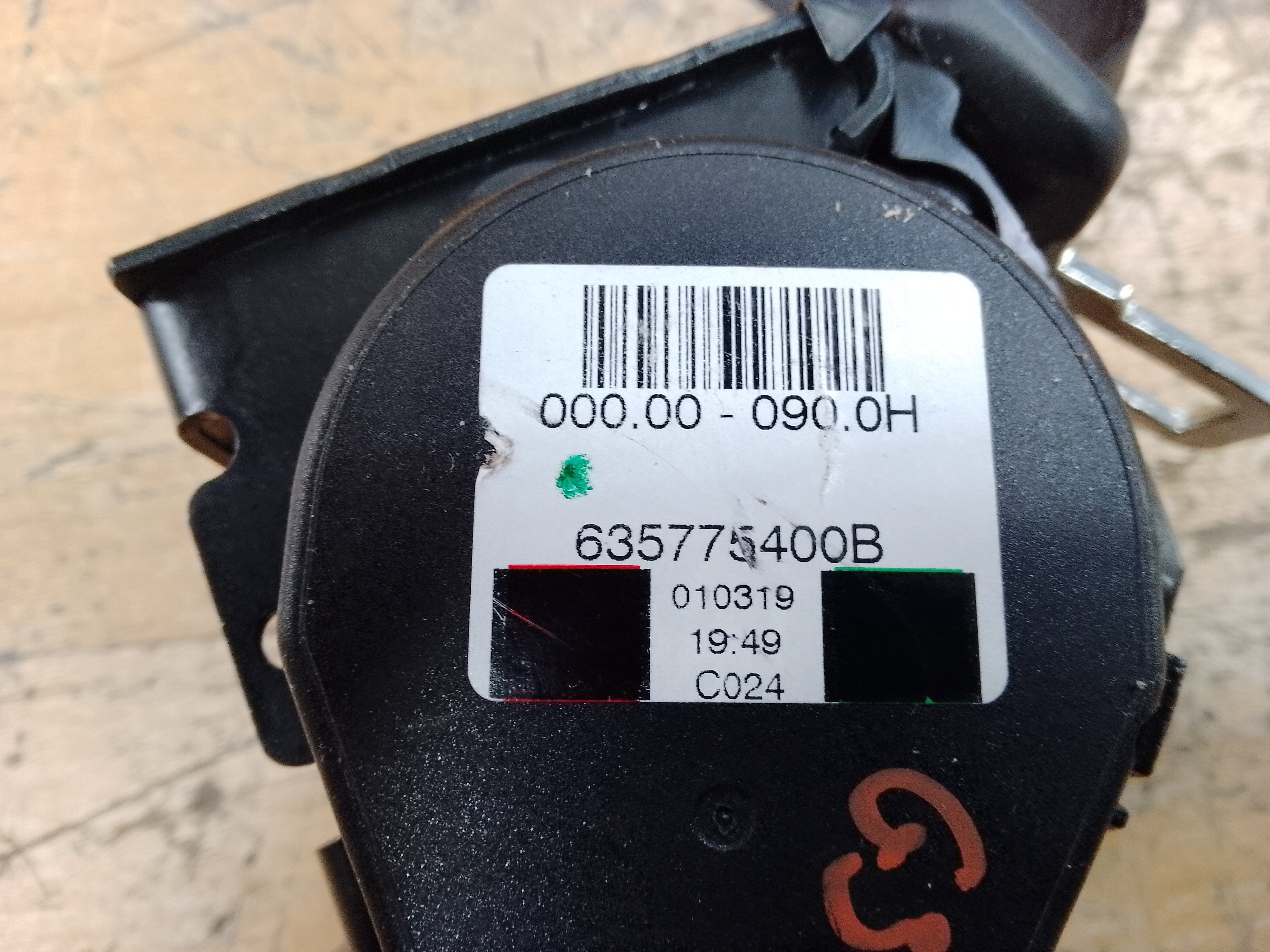 BMW 5 Series G30 M Sport Rear Centre Seat Belt (635775400B) (000.00-090.0H)