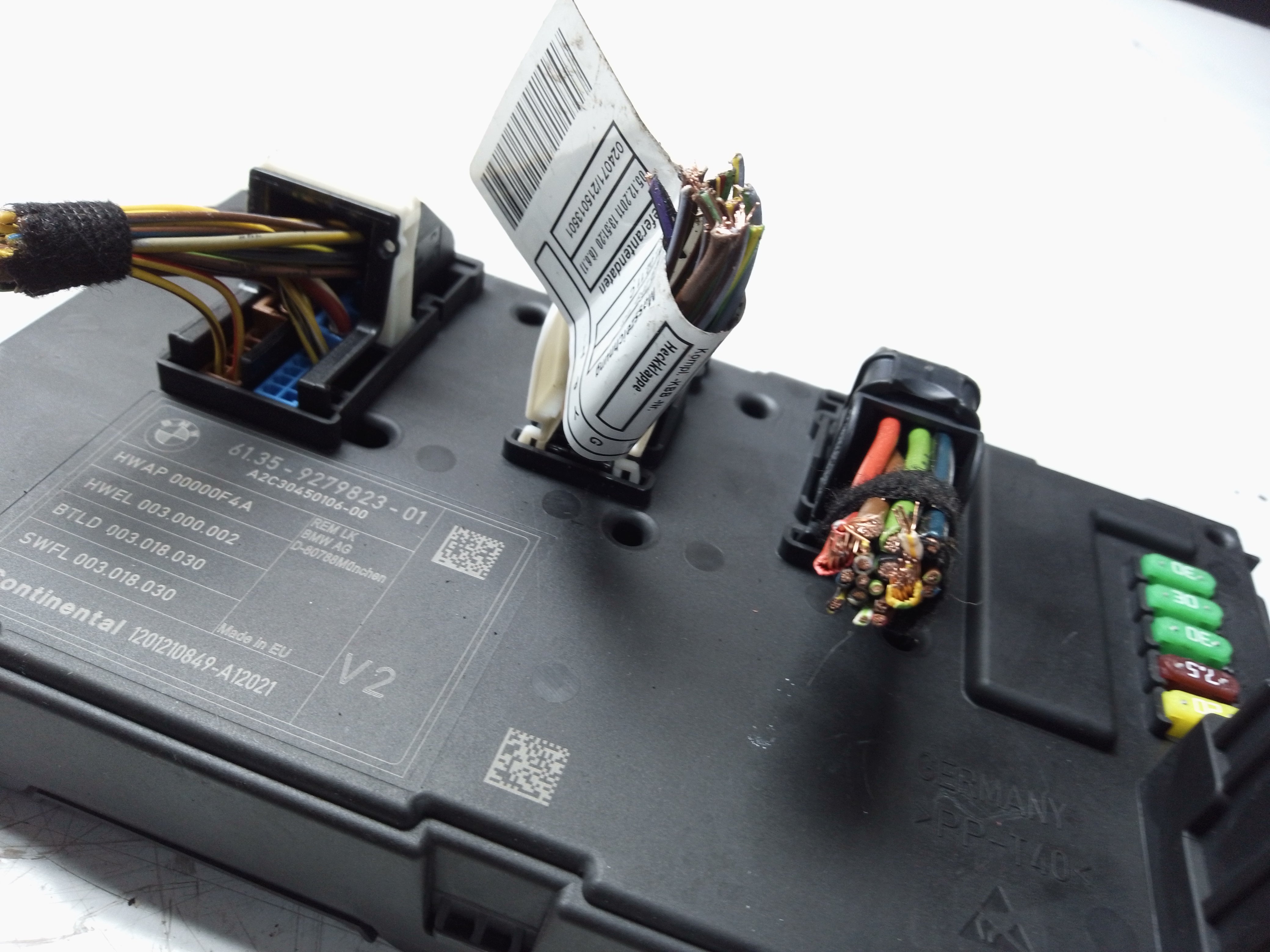 BMW 3 Series F30 F31 320i 320D 2012-2015 Rear Fuse Box Control Module (9279823)