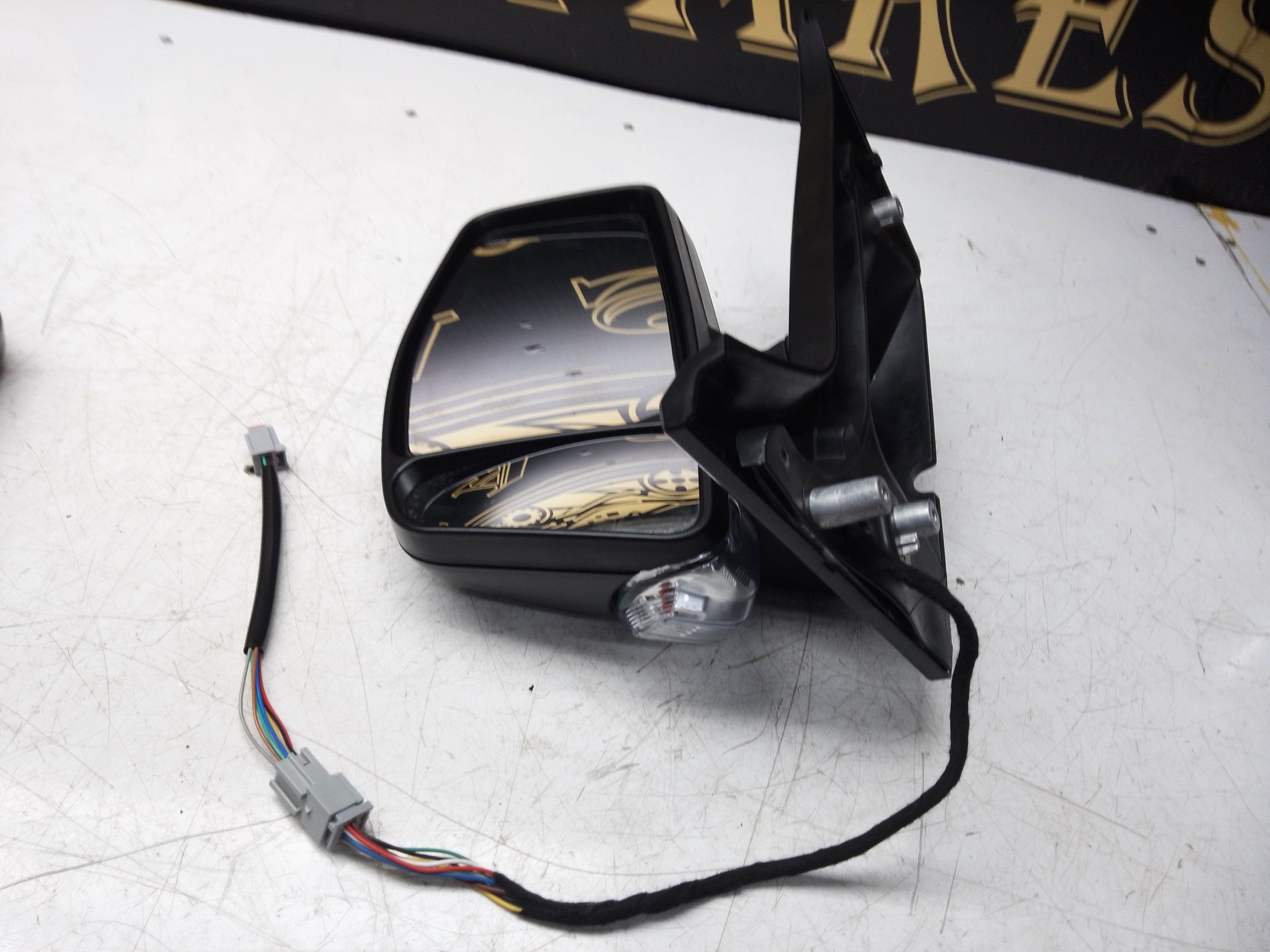 Ford Transit Custom 2014-17 Left Long Arm Mirror