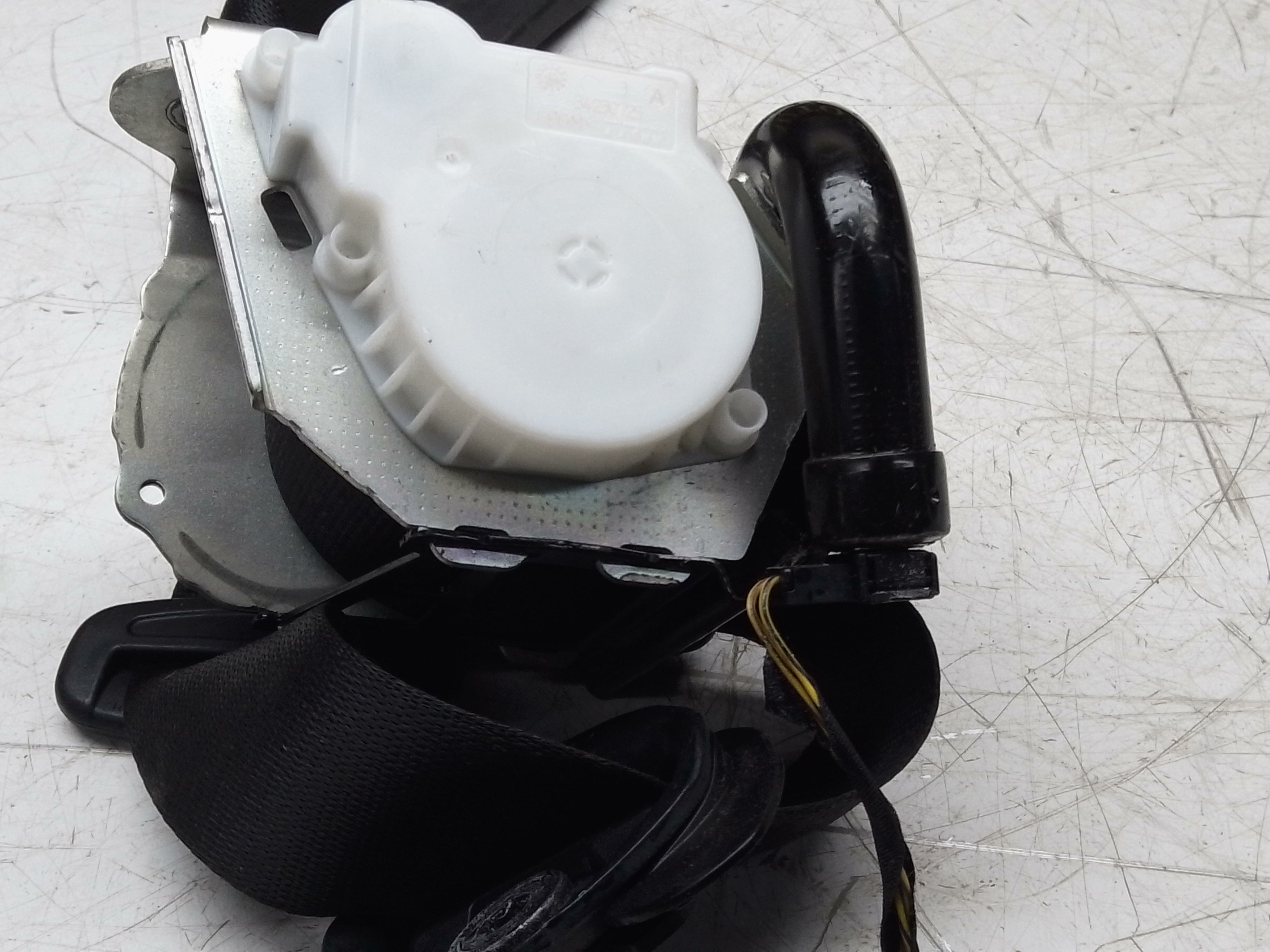 BMW X3 X4 G01 G02 F97 F98 Rear Left Side Upper Seat Belt (34133470)