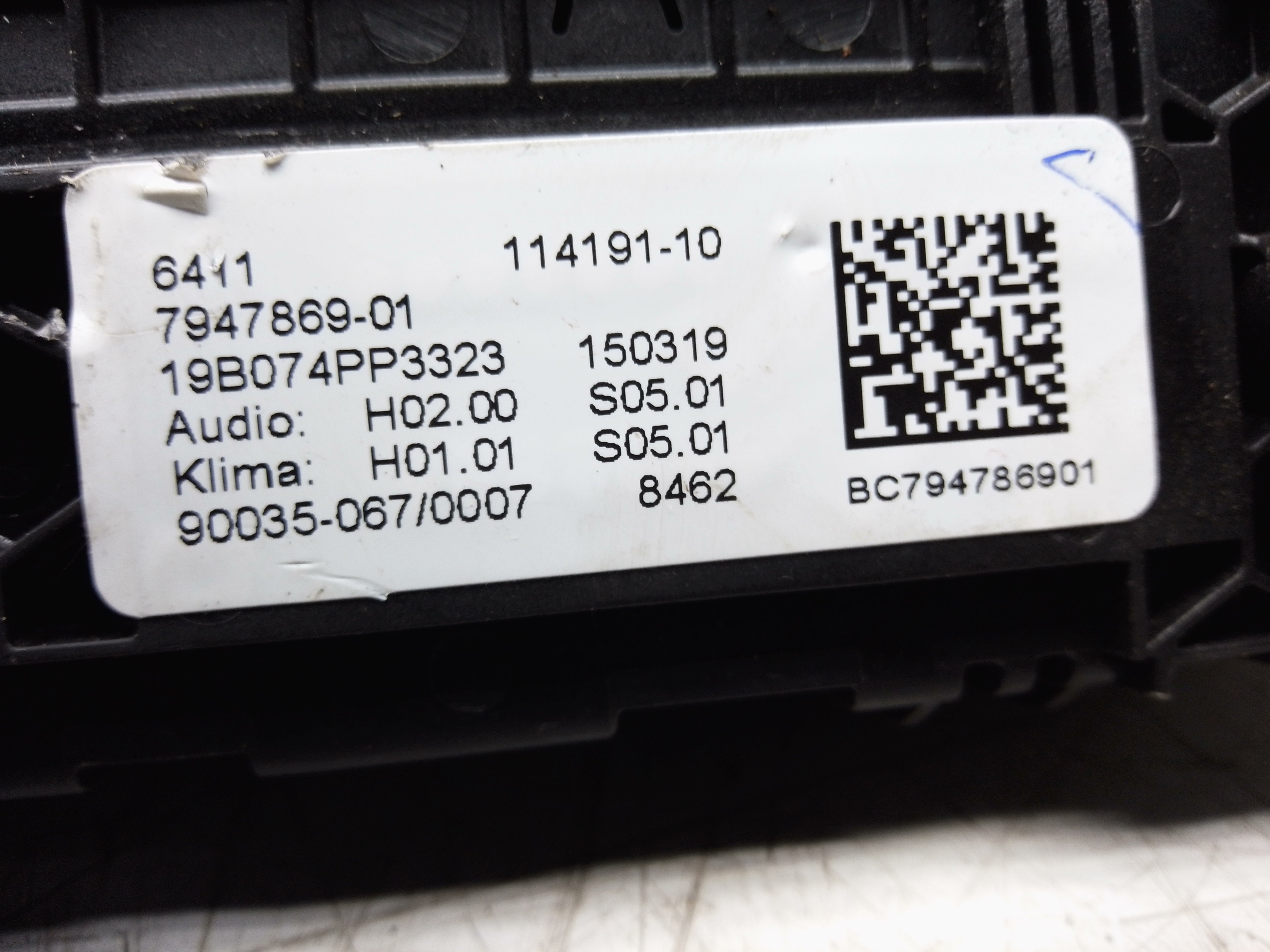 BMW 5 Series G30/G31 A/C Climate Heater Control Radio Panel (7947869)