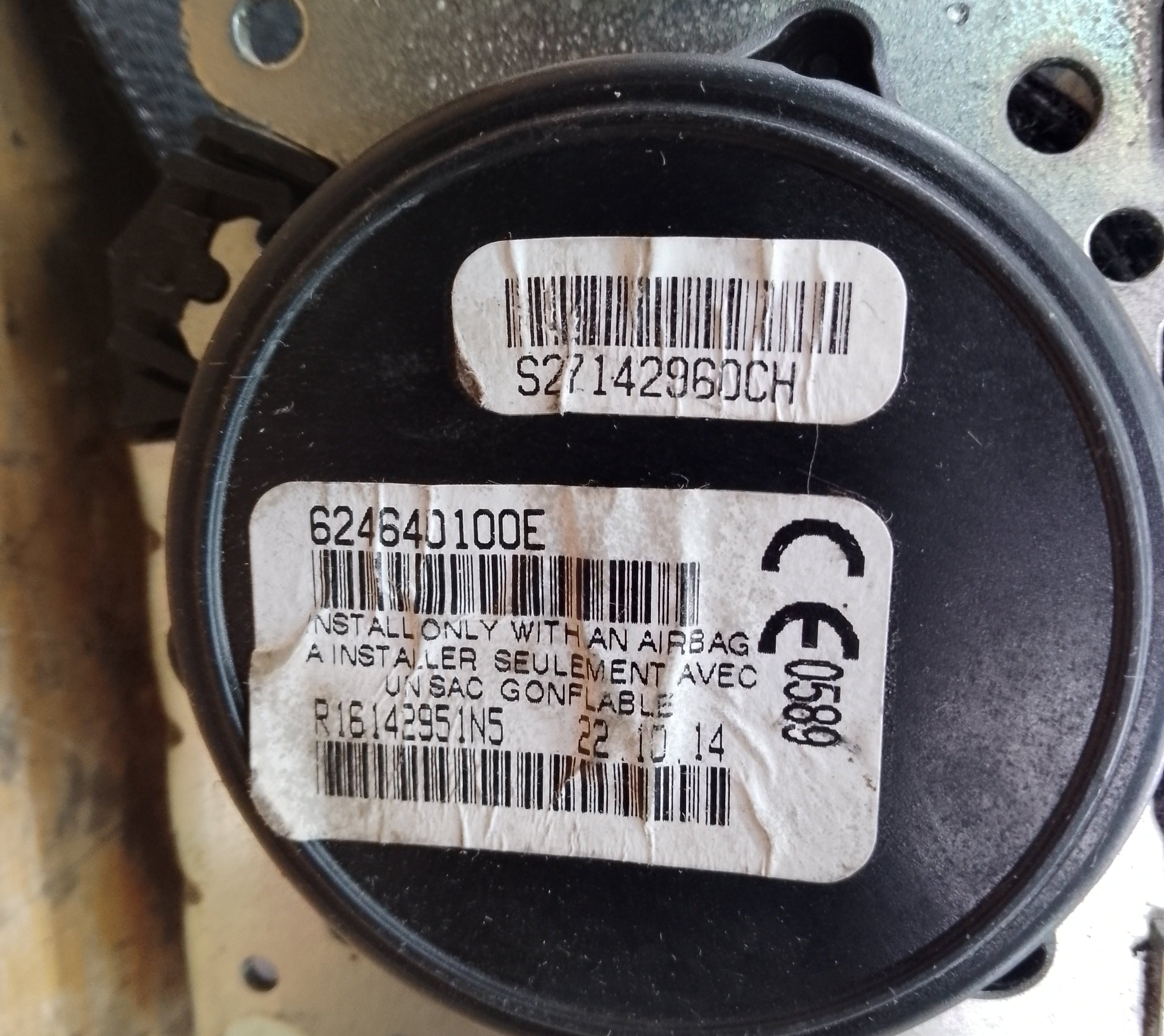 BMW X5 Series F15 Passenger Left Seat Belt Pretensioner (624640100E)