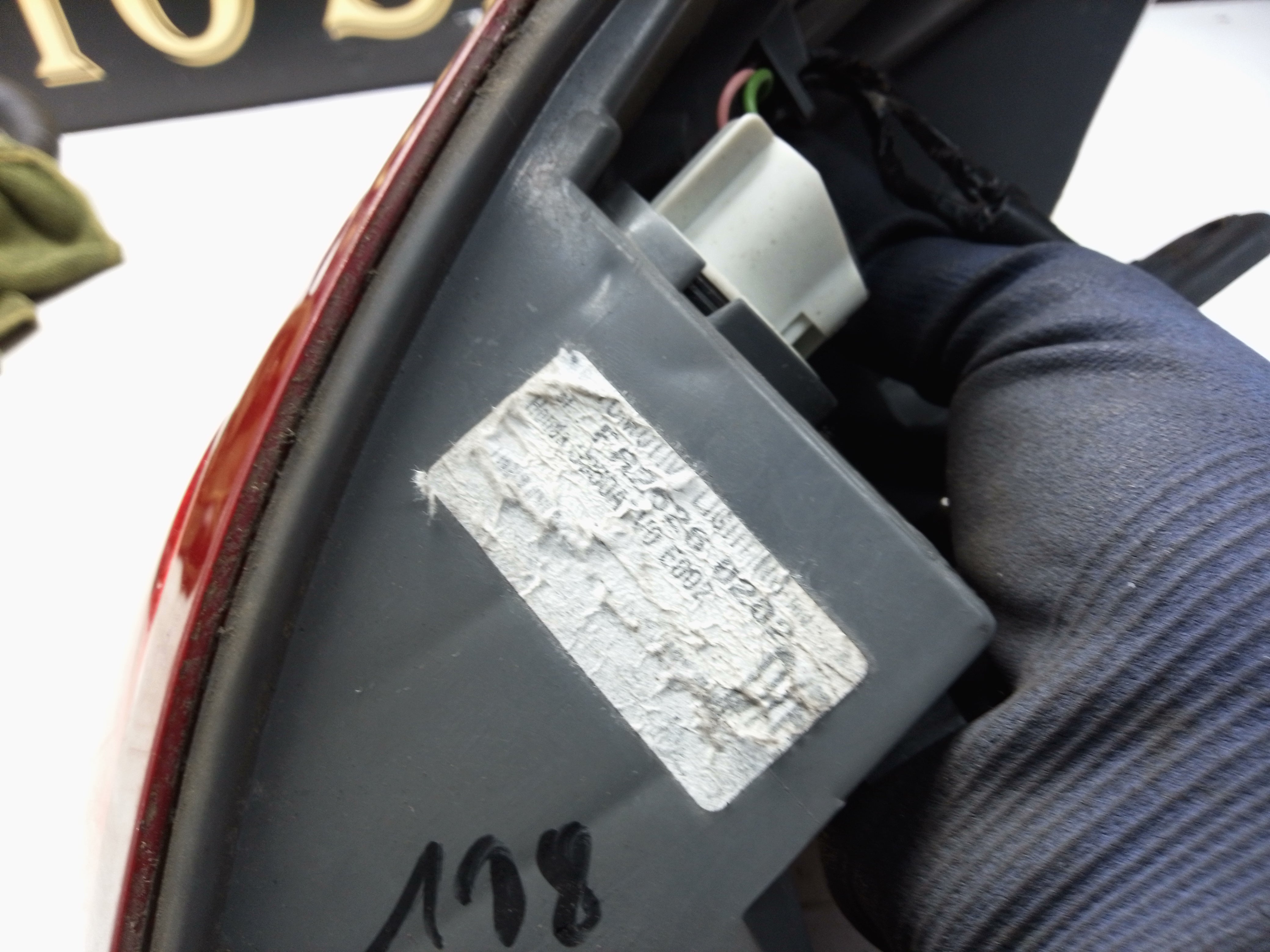 Honda Civic 2012 Right Rear Tail Light (3350ATV0E002 / FR26260202)