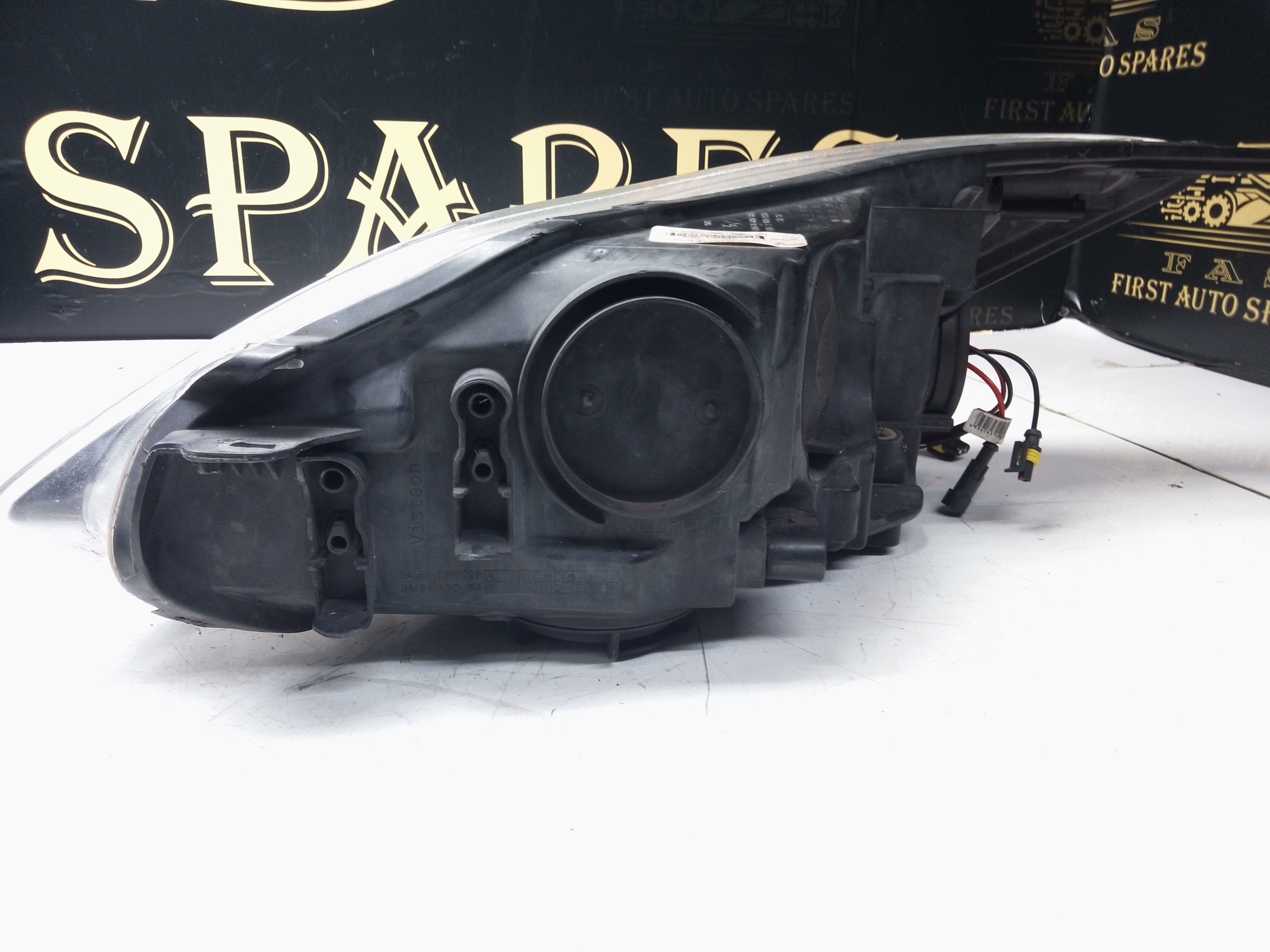 Ford Focus 2012 Right Headlight (BM51-13W029-DK)