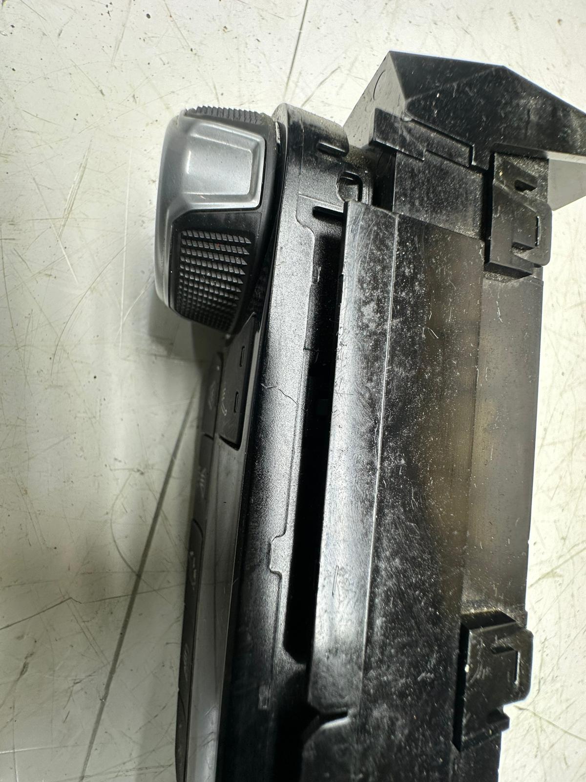 Nissan Juke Tekna 2020 Heater Climate Control Panel (27500-6PC0A) (275006PC0A--C)