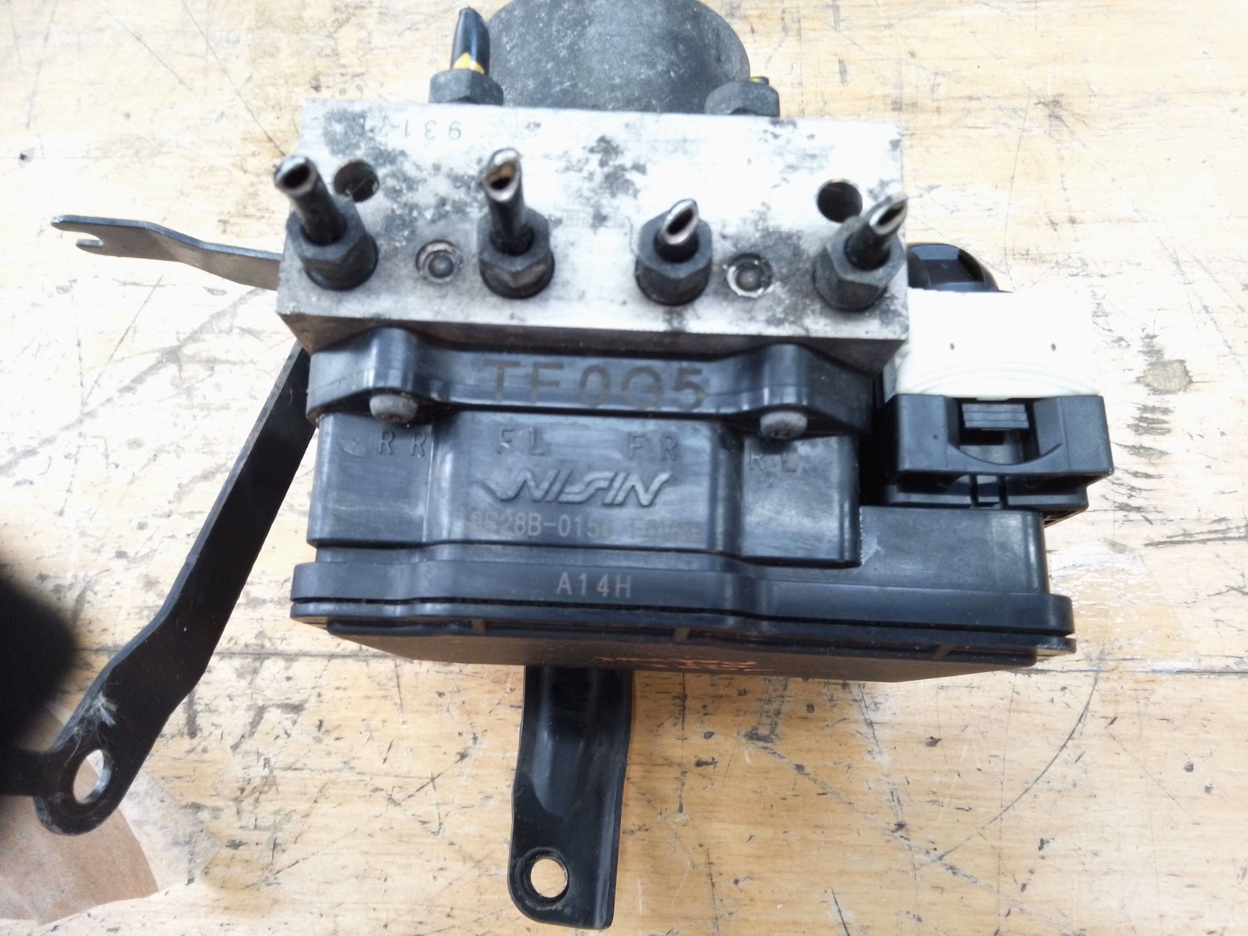 Honda Jazz 2009–2015 ABS Pump Modulator (TF0G5)