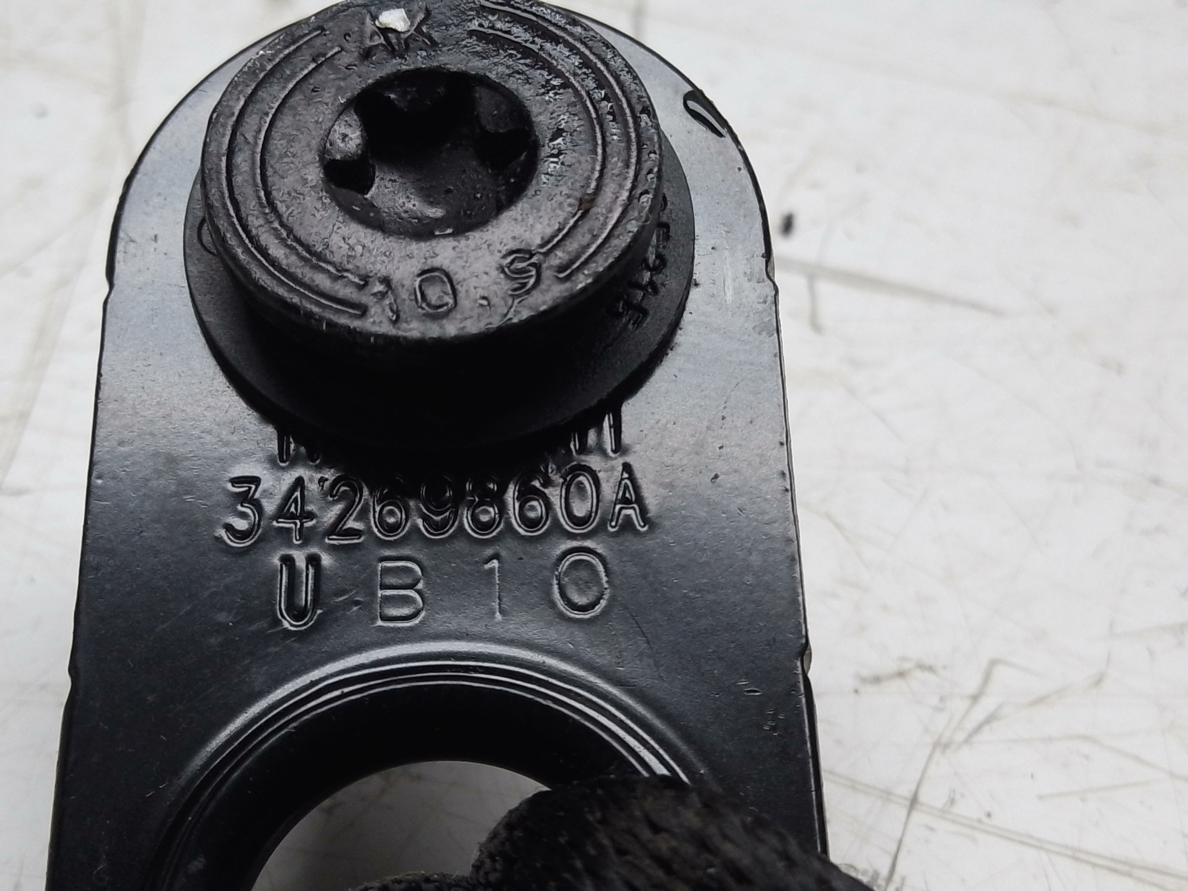 BMW X3 X4 G01 G02 F97 F98 Rear Left Side Upper Seat Belt (34133470)