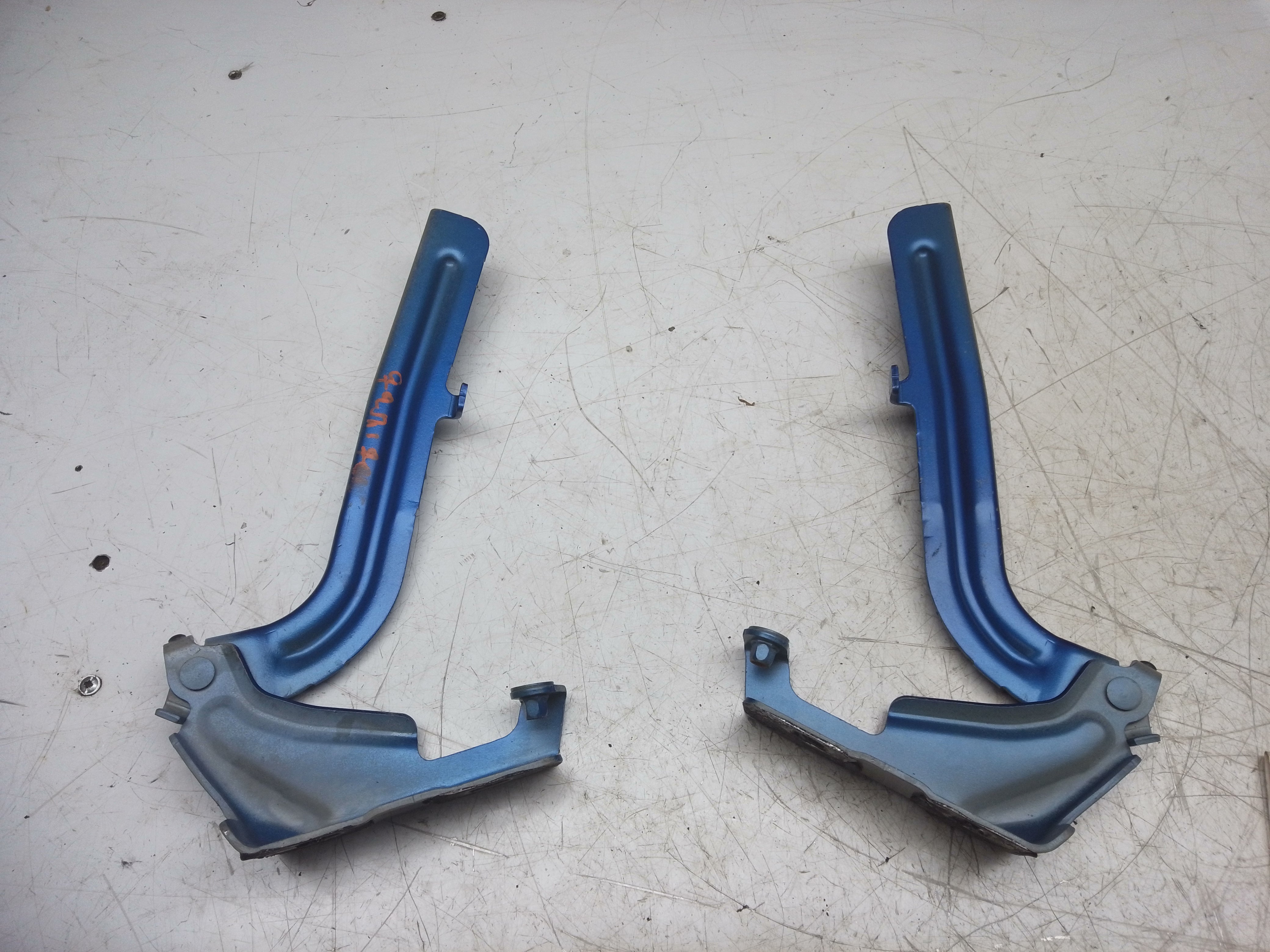 Nissan Qashqai 2022 (J12) Right & Left Bonnet Hinges (ES03)