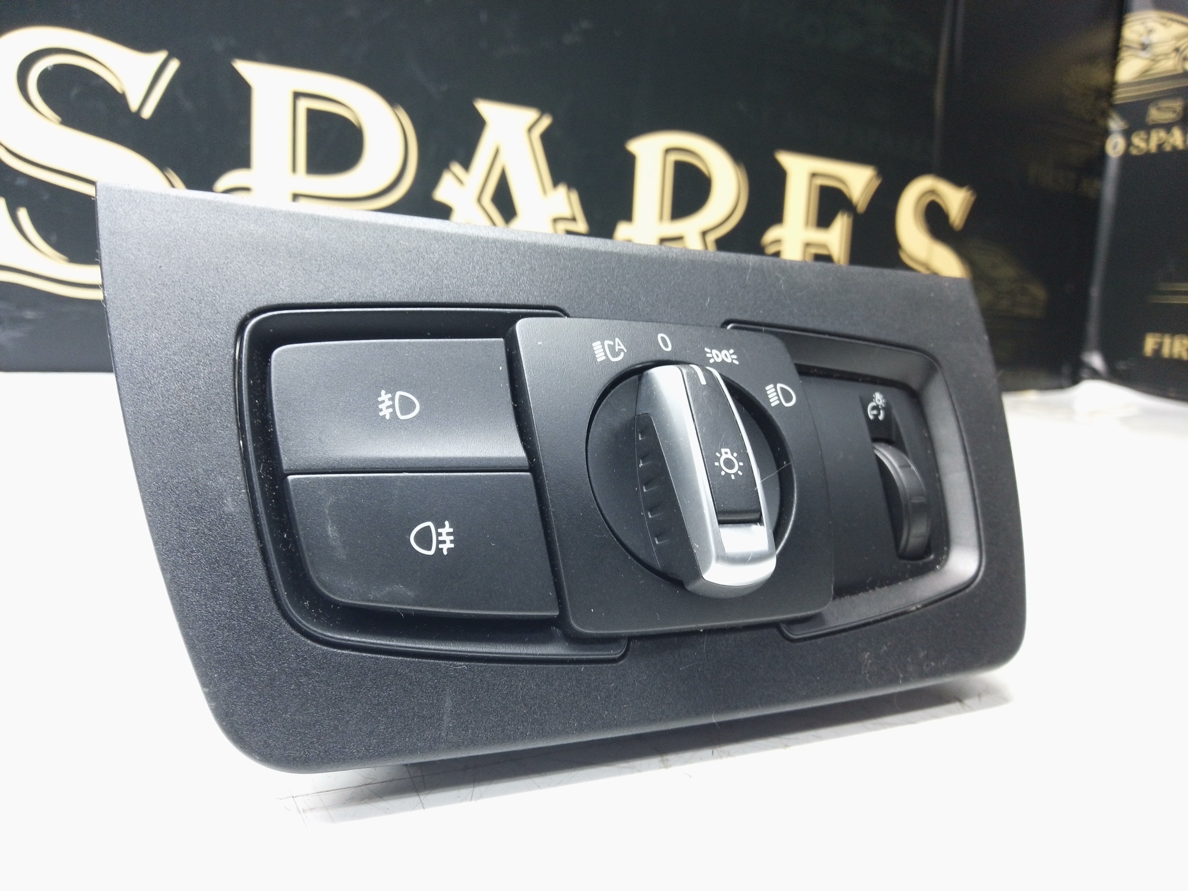 BMW 4 Series F32 F33 2018 Headlight Switch (6847512-01)