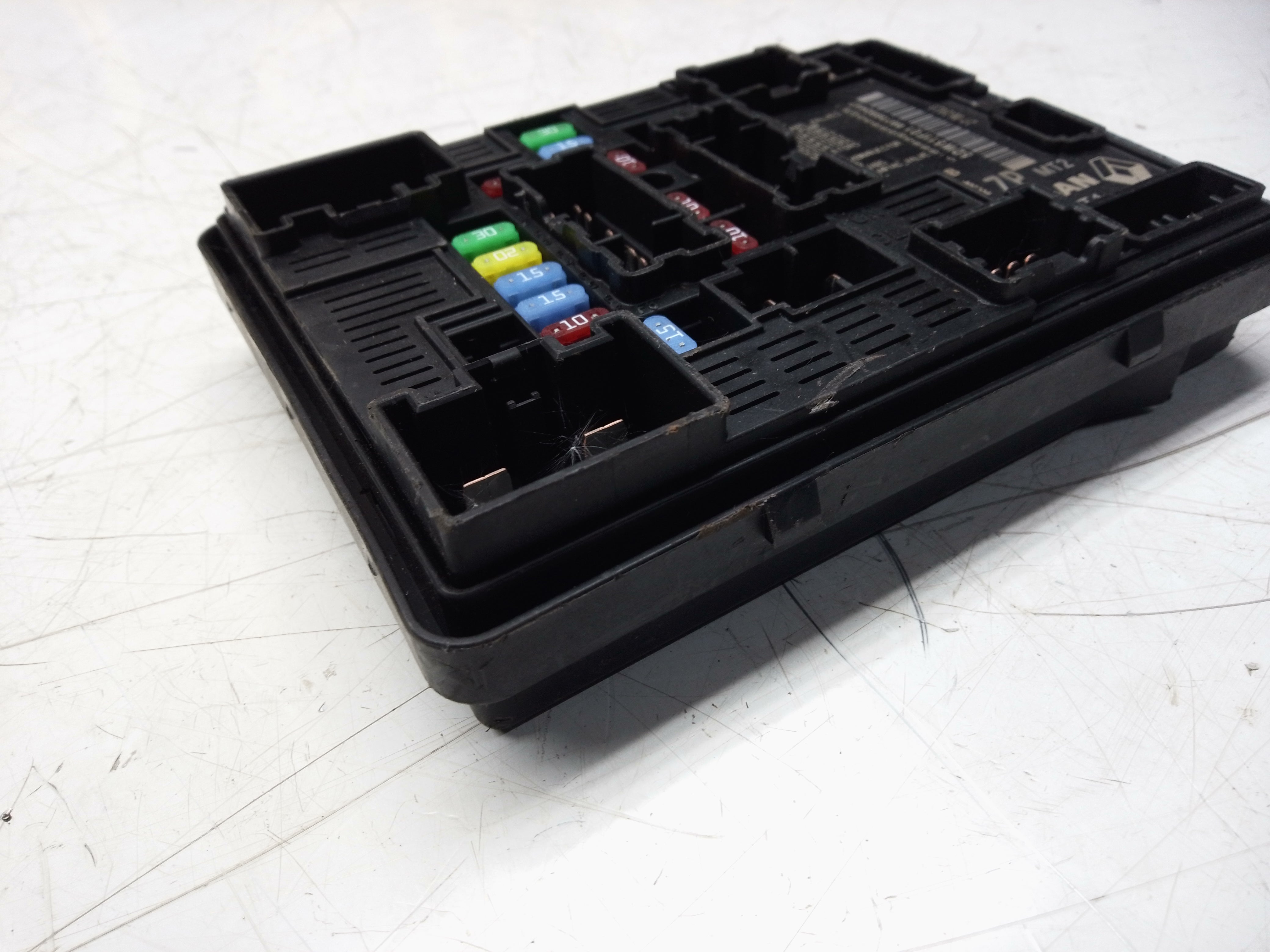 Nissan Juke 2021 Fuse Box (284B76LA0B)