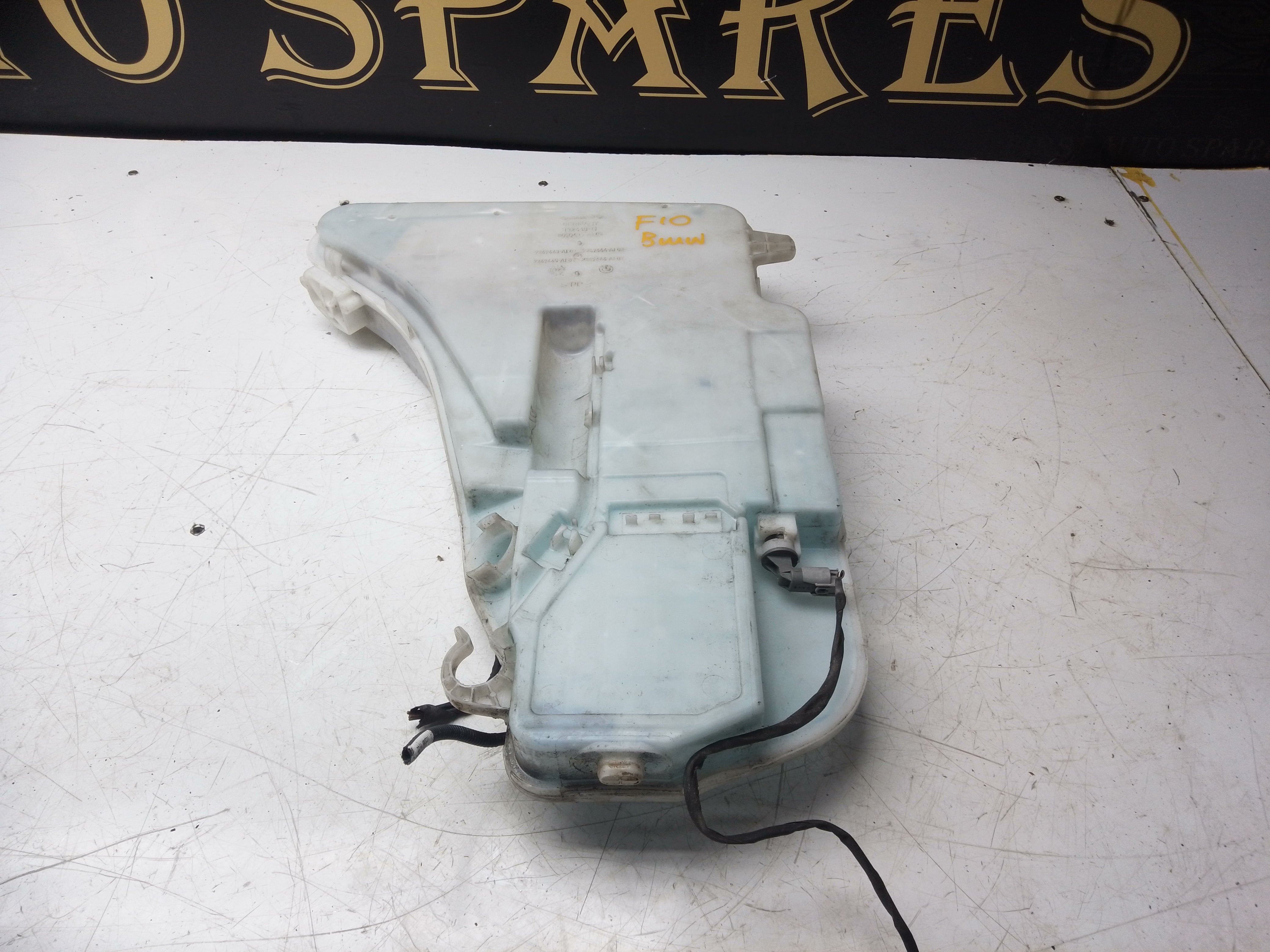 BMW F10 528i Windshield Washer Tank 2011 (132640-11)