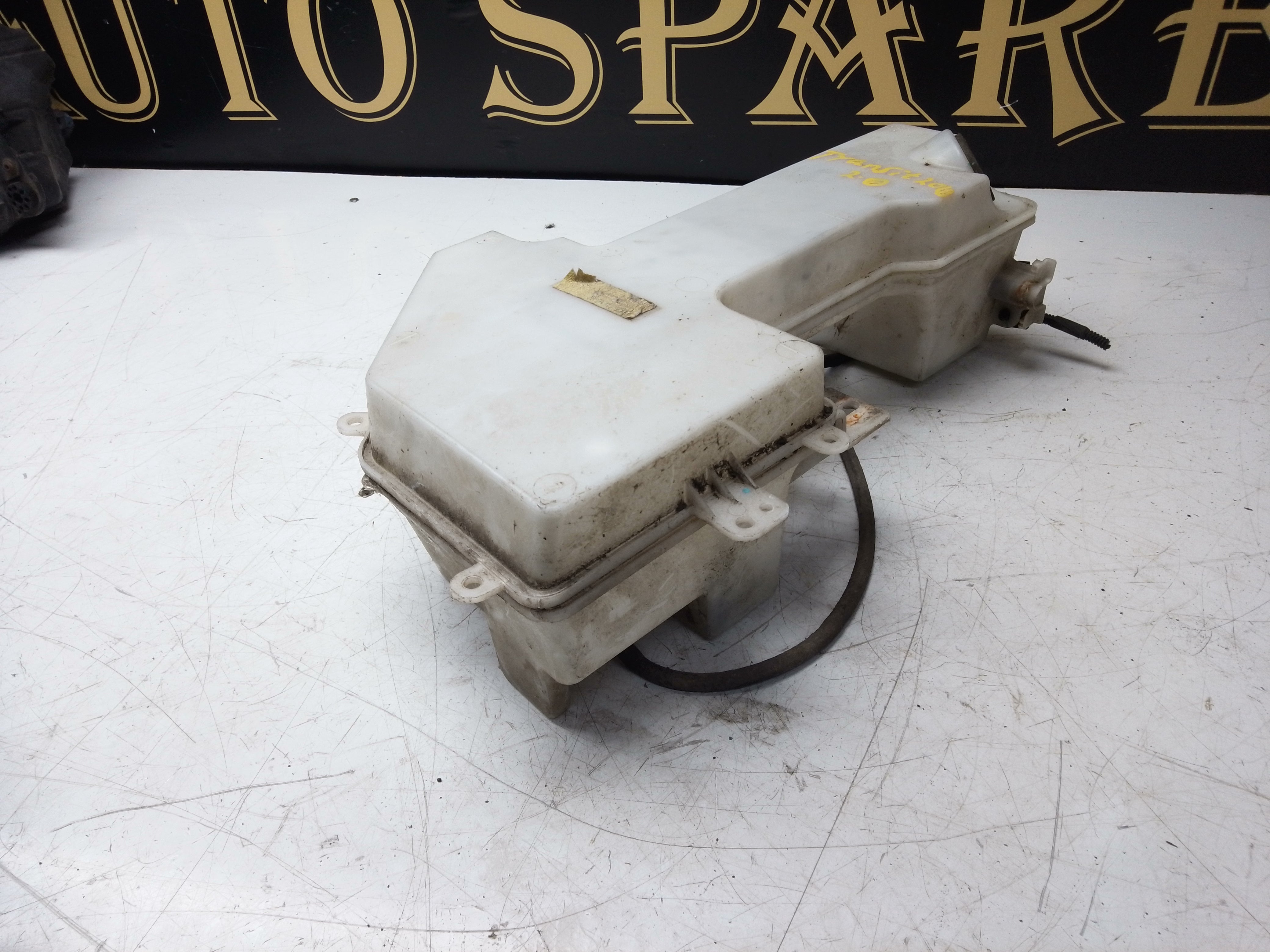 Ford Transit Custom 2022 Windscreen Washer Bottle With Pump (BK2113K185A)