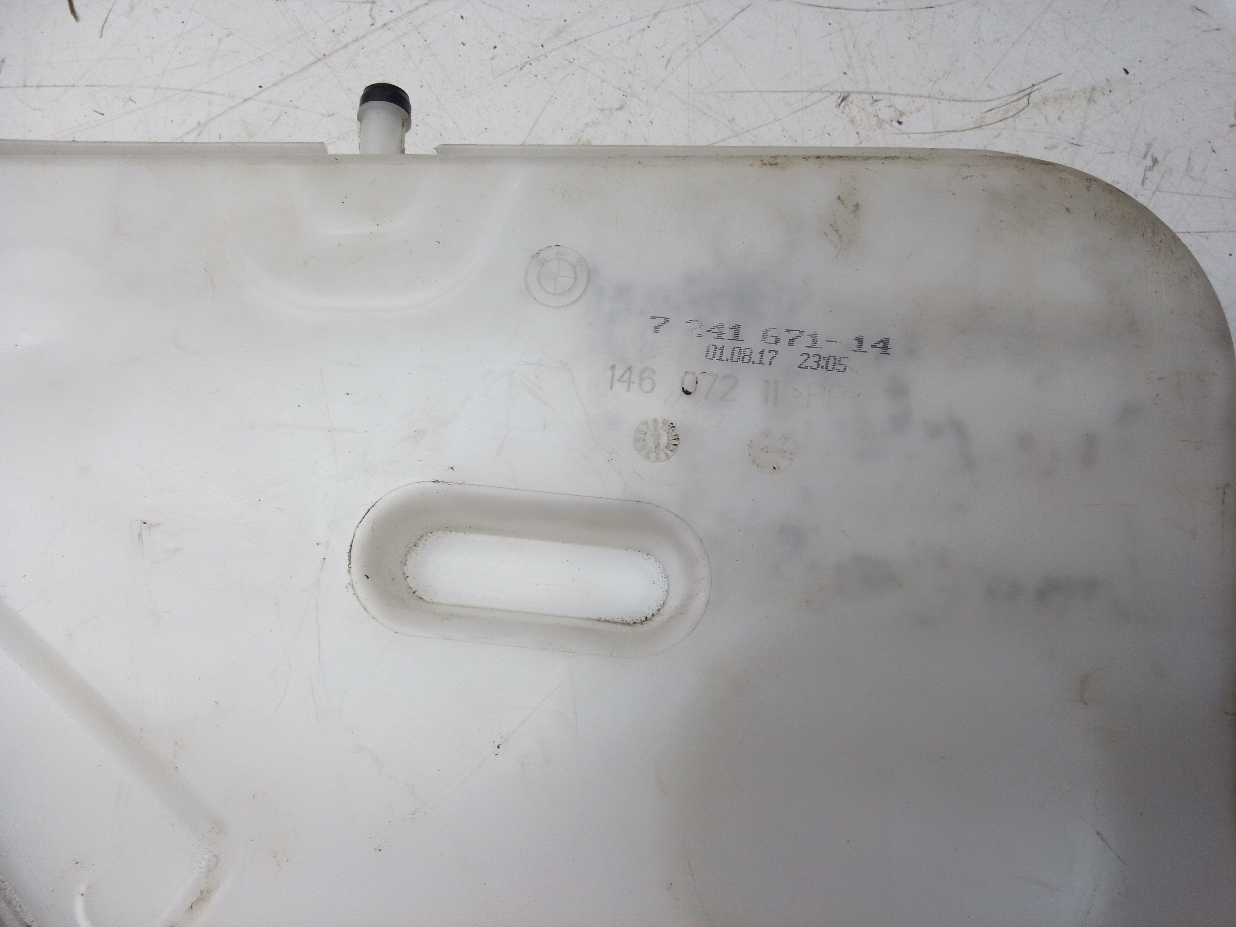 BMW 2 Series F22 Washer Bottle 2014-2021 (7241671-14)