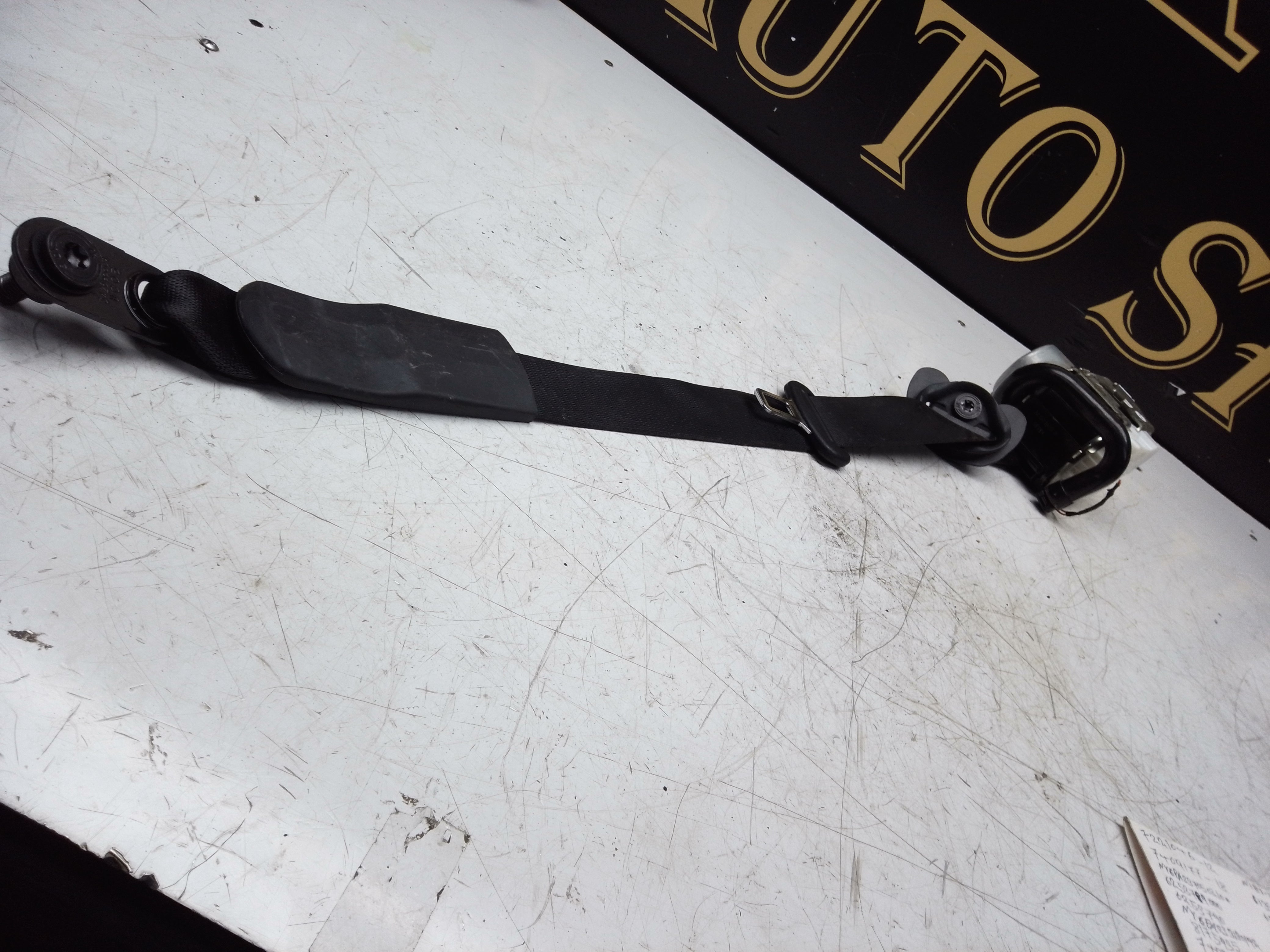 BMW X3 / X4 Rear Right Side Seat Belt (7469998)