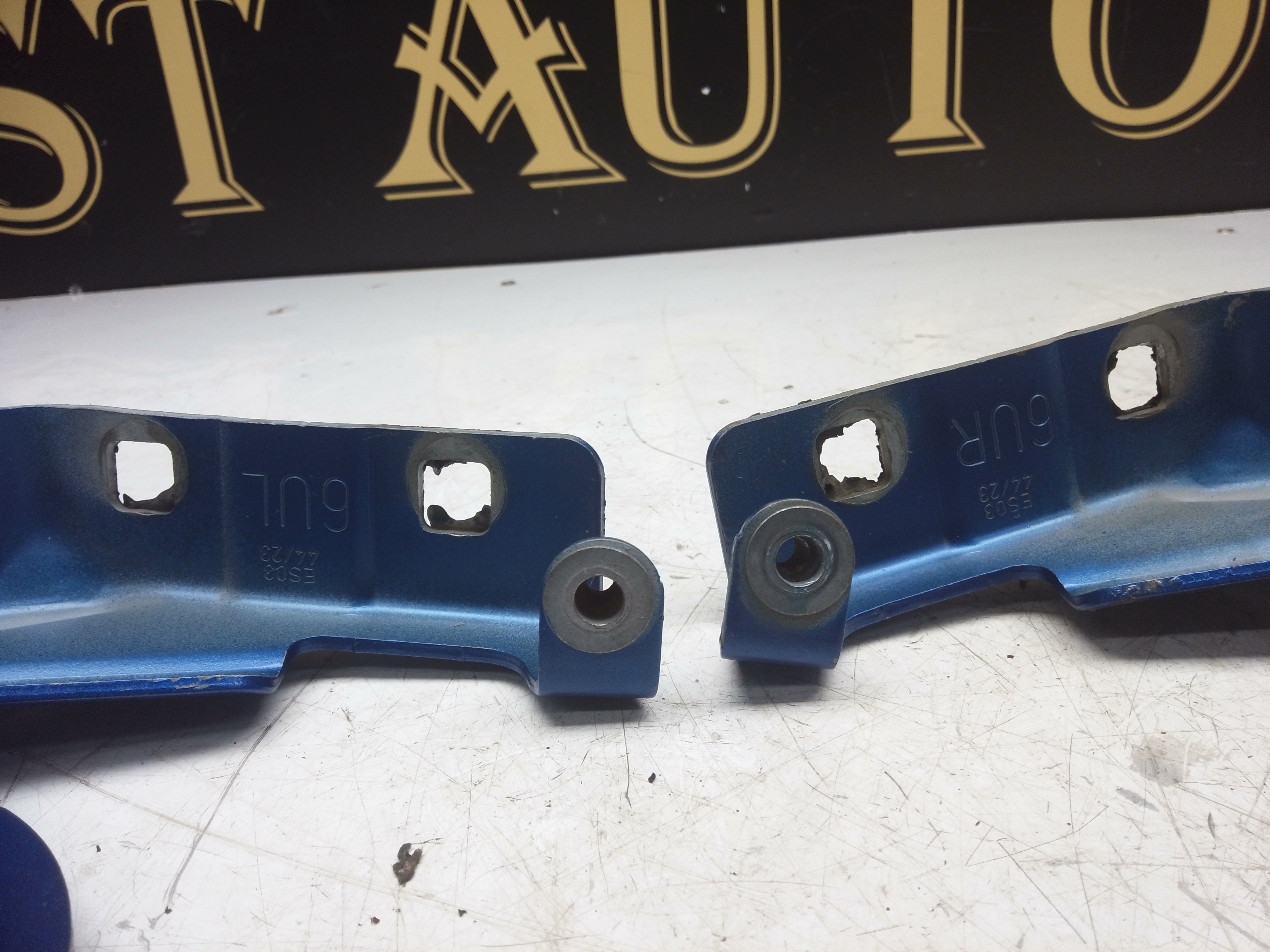 Nissan Qashqai 2022 (J12) Right & Left Bonnet Hinges (ES03)