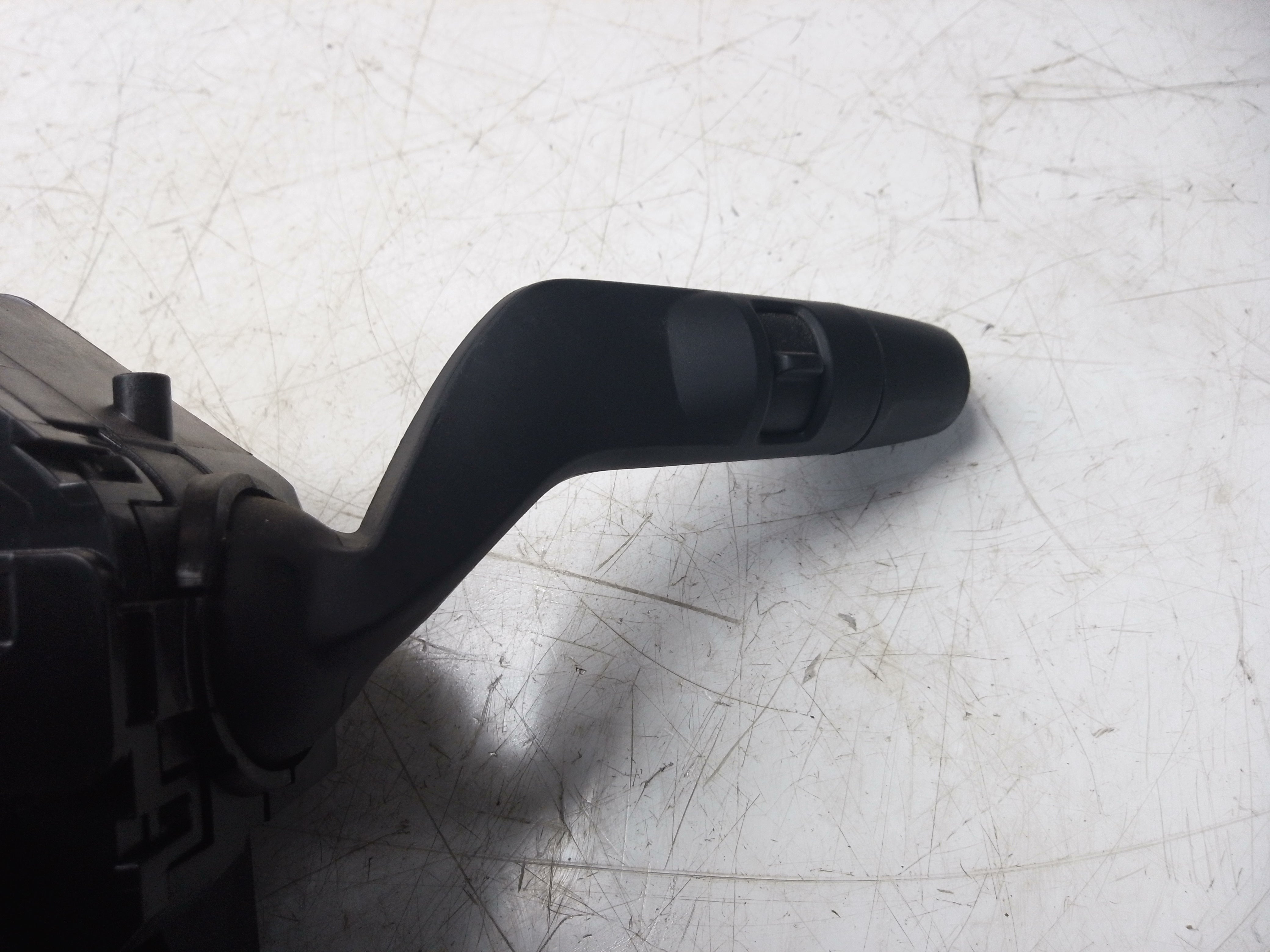 Nissan Qashqai J12 2021–2024 Windscreen Wiper Stalks with Squib (255546UA0B)