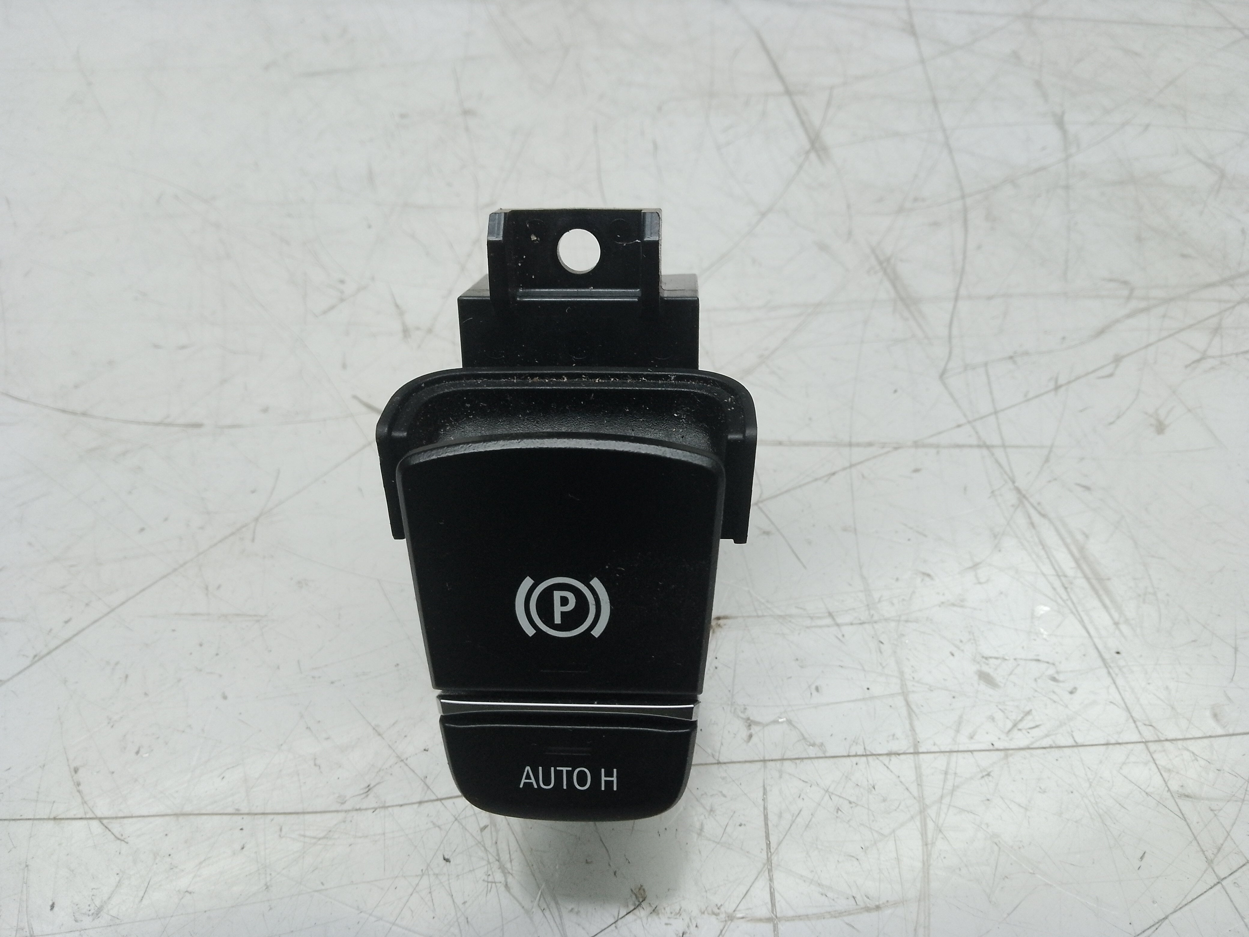 BMW X3 G01 2018 Park Brake Handbrake Parking Control Switch (9109311)