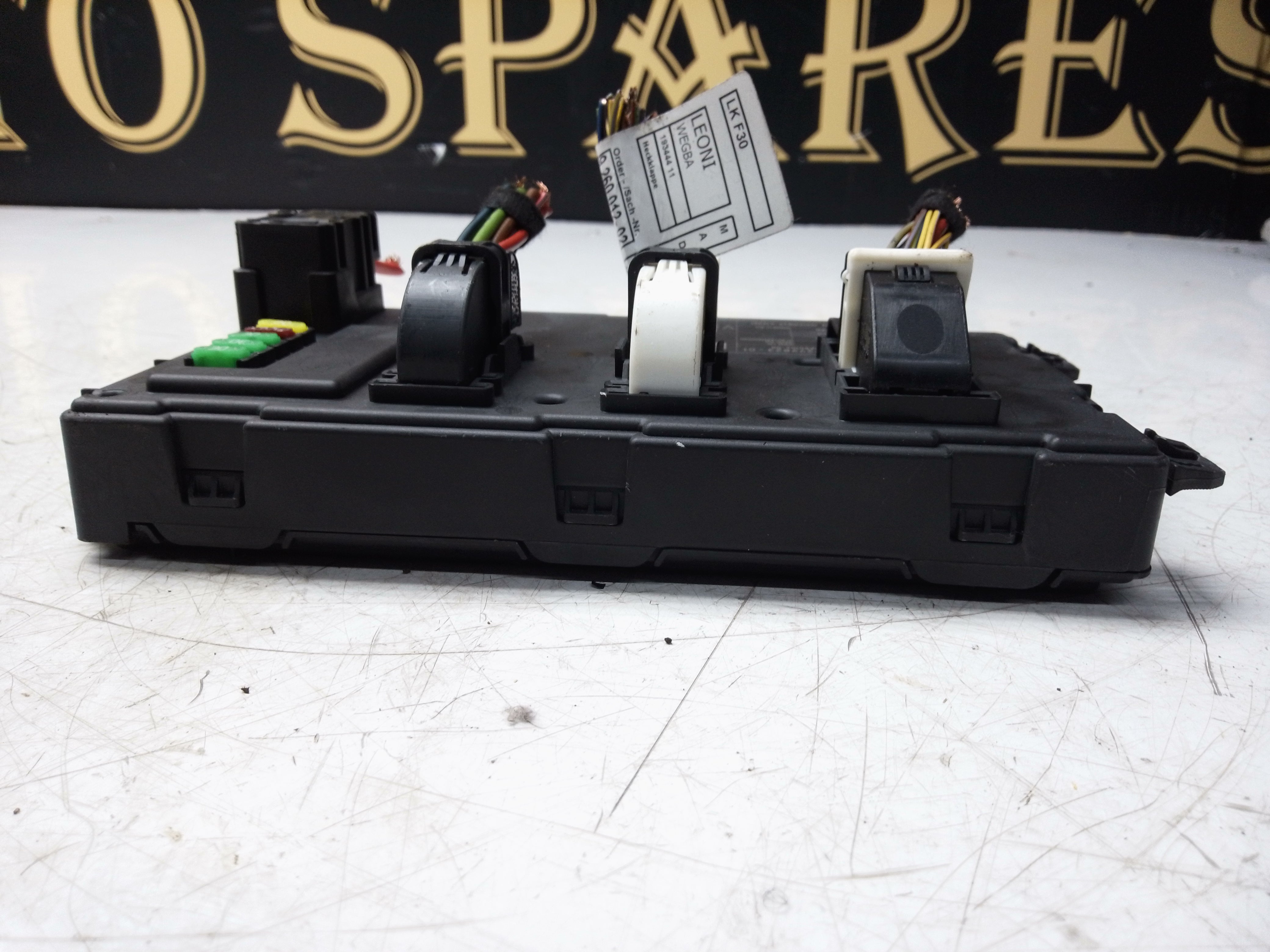BMW 3 Series F30 F31 320i 320D 2012-2015 Rear Fuse Box Control Module (9279823)