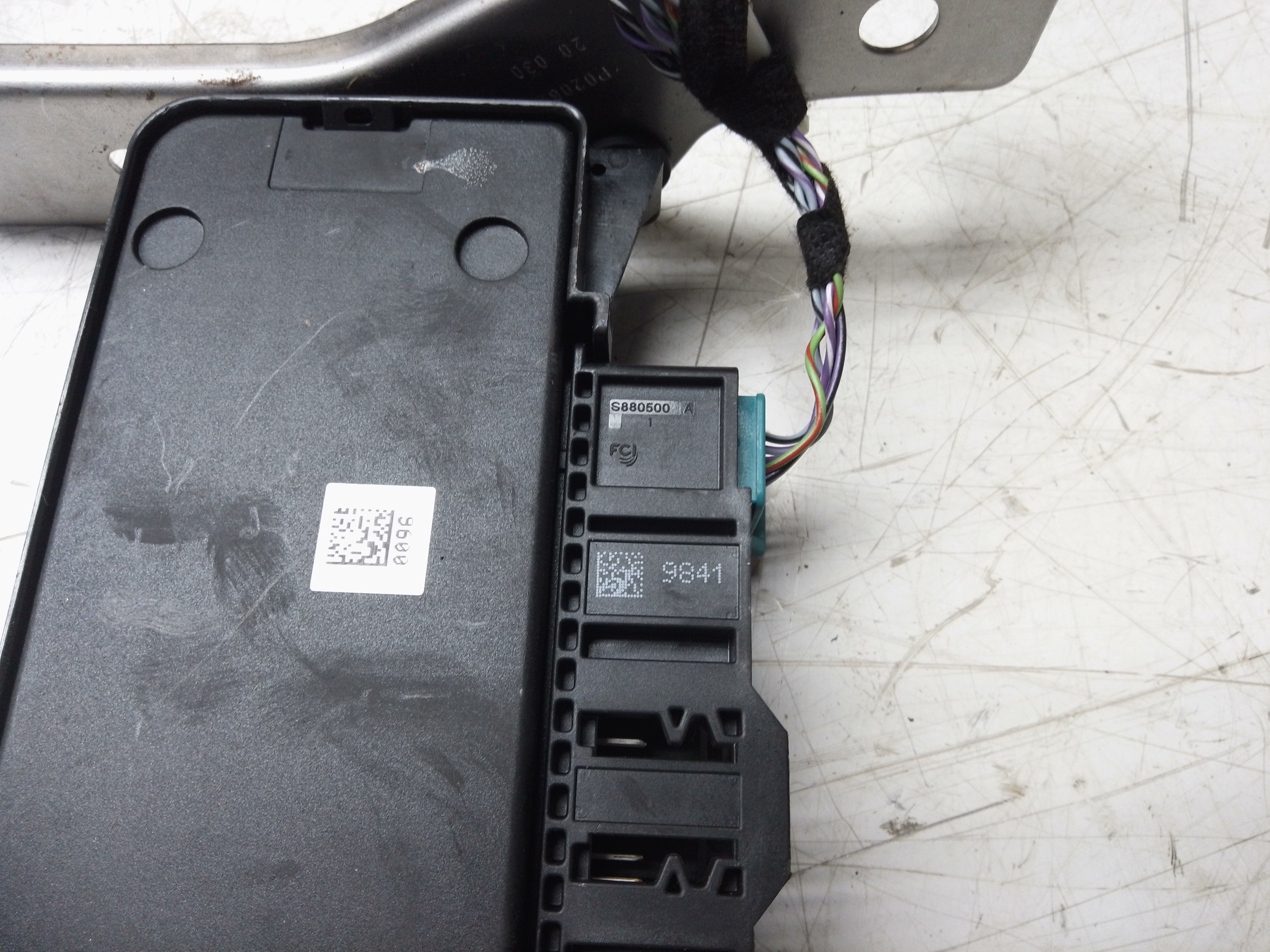 BMW F20 F21 F30 Air Module Control Unit (9461918-01)